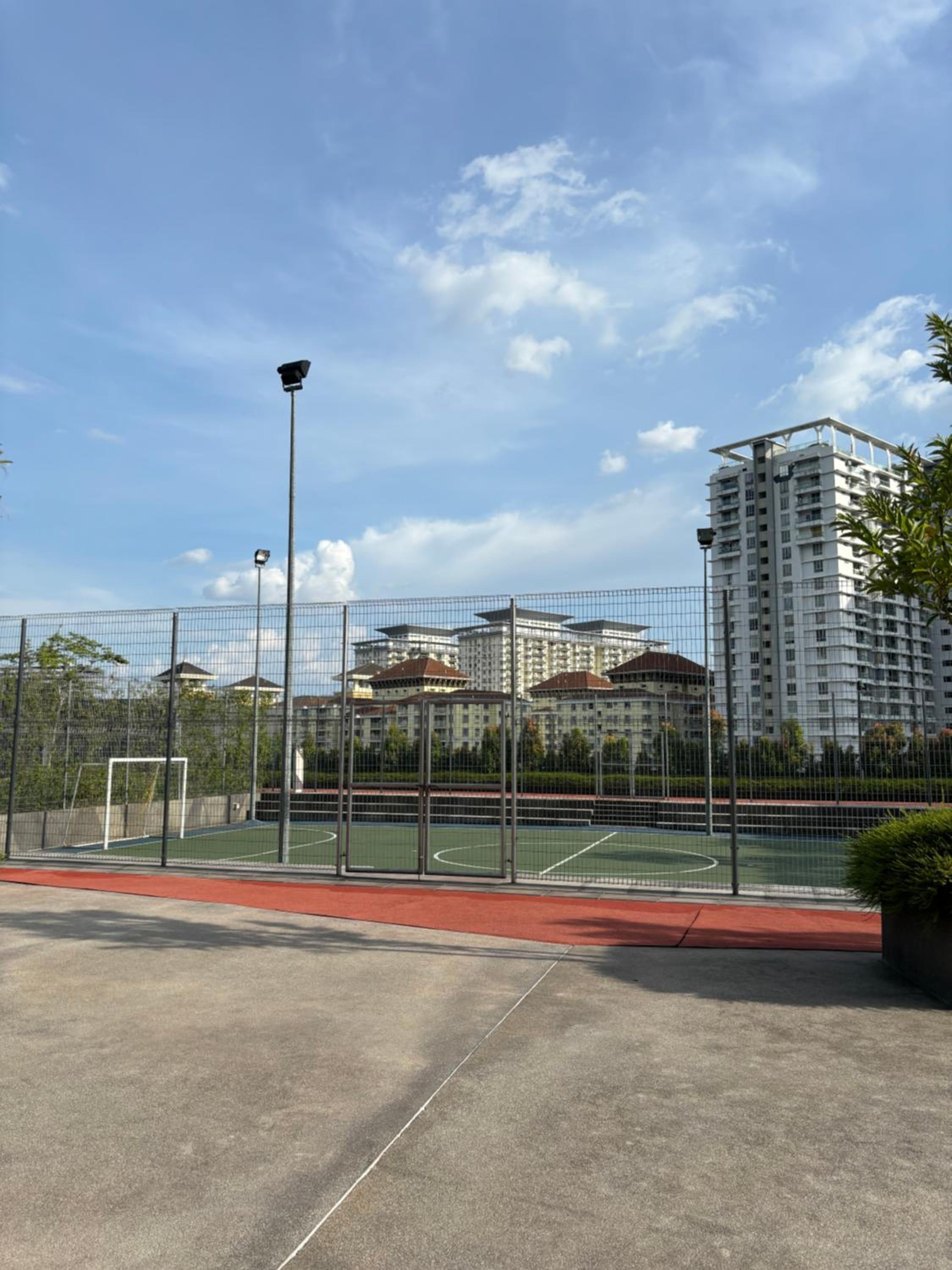 The Ridge KL East Mall - Ami Studio House - Serene Mountain View