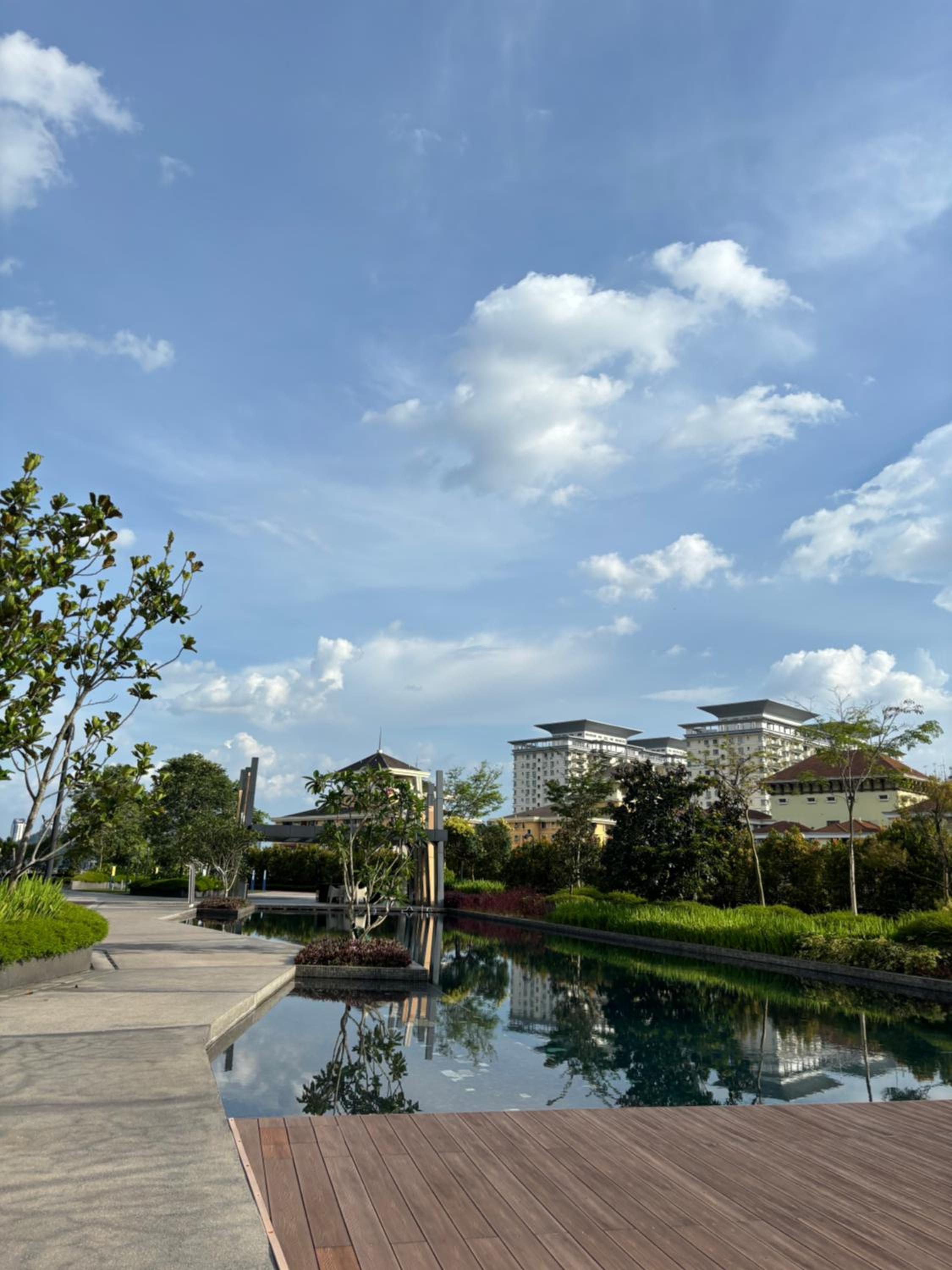 The Ridge KL East Mall - Ami Studio House - Serene Mountain View