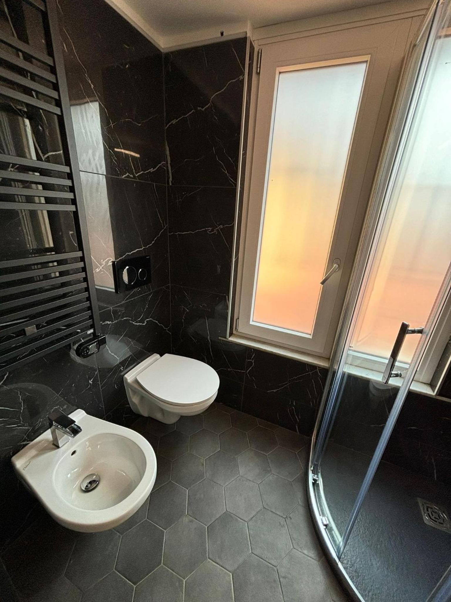 Isola-Garibaldi newly renovated 1 br by Rentopolis