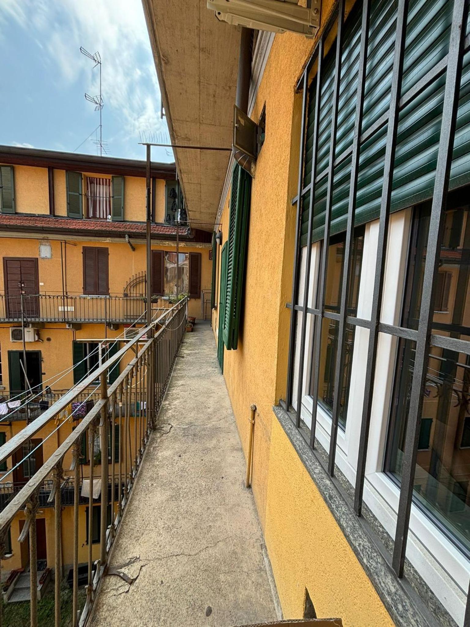 Isola-Garibaldi newly renovated 1 br by Rentopolis