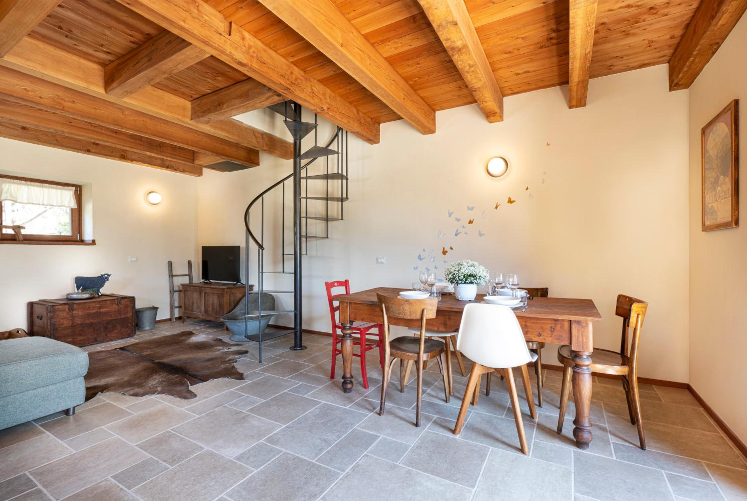 Baita Eyra - Villaggio dei Crodini view 5
