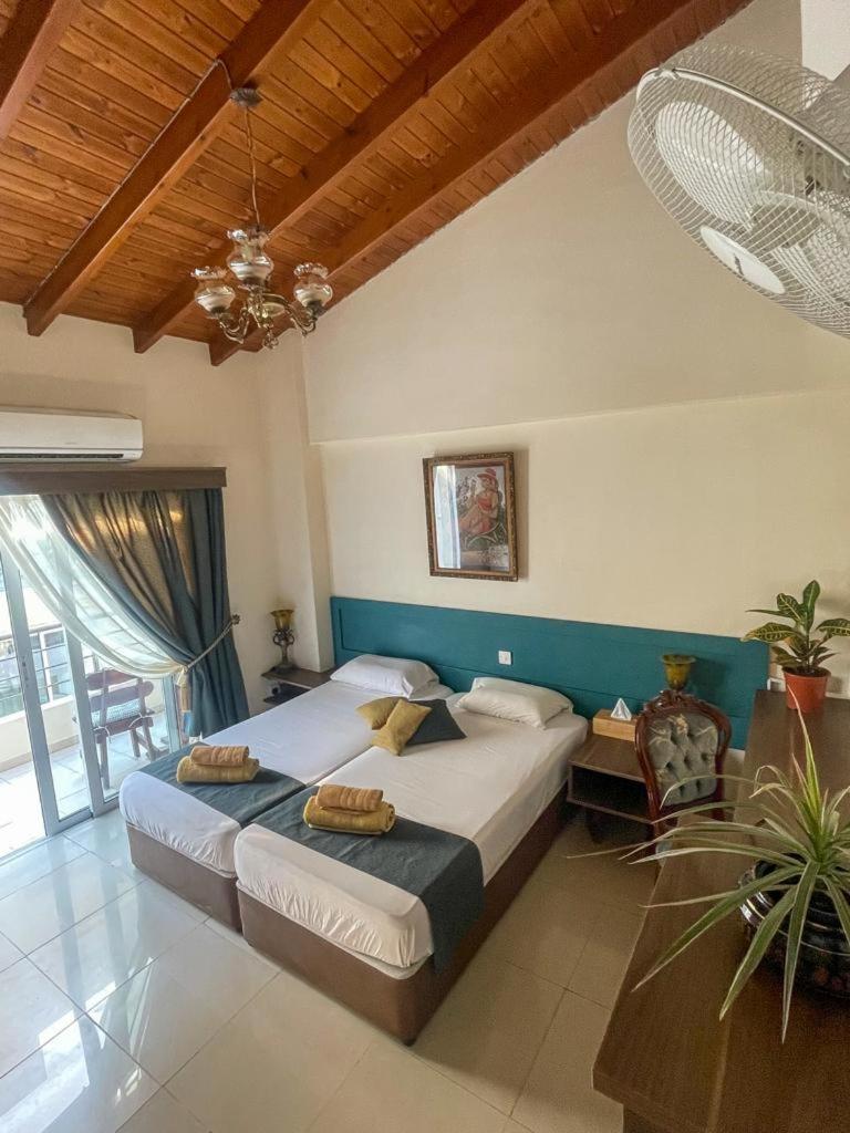 DownTown Studios & Two-Bedrooms