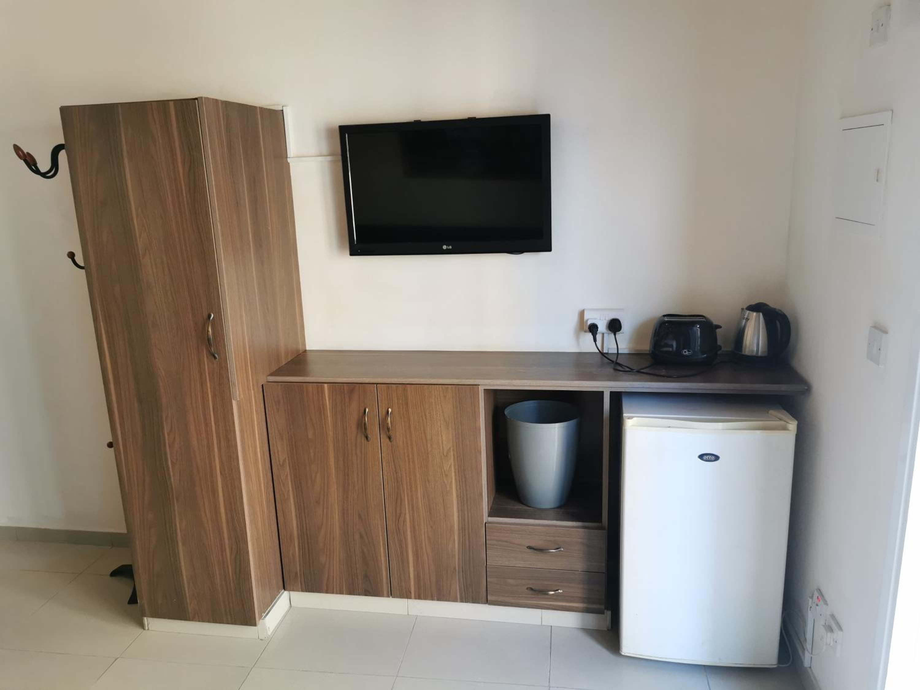 DownTown Studios & Two-Bedrooms