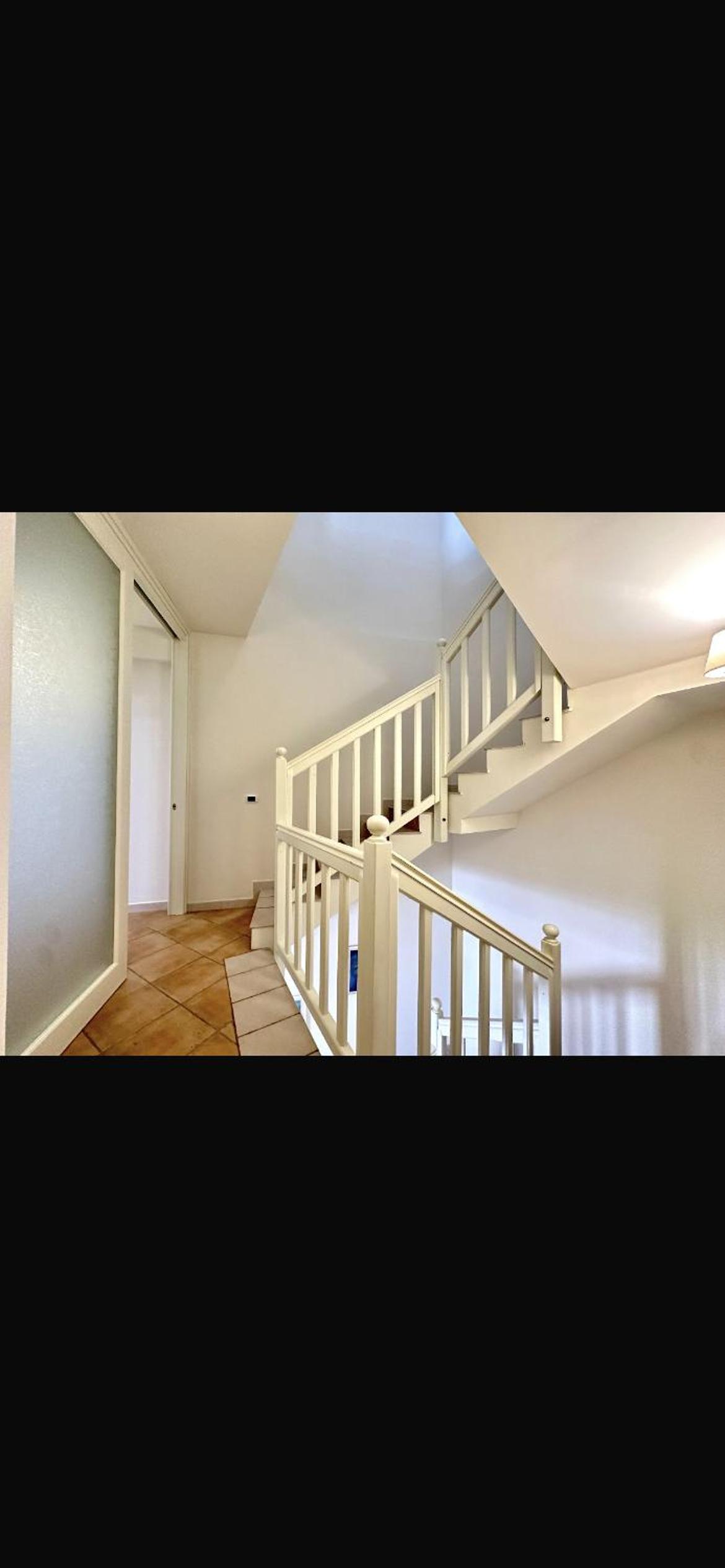 Alice's home view 2