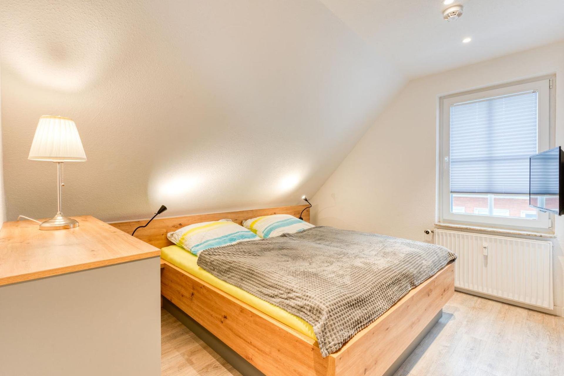 Schmidt-einander W9 view 5