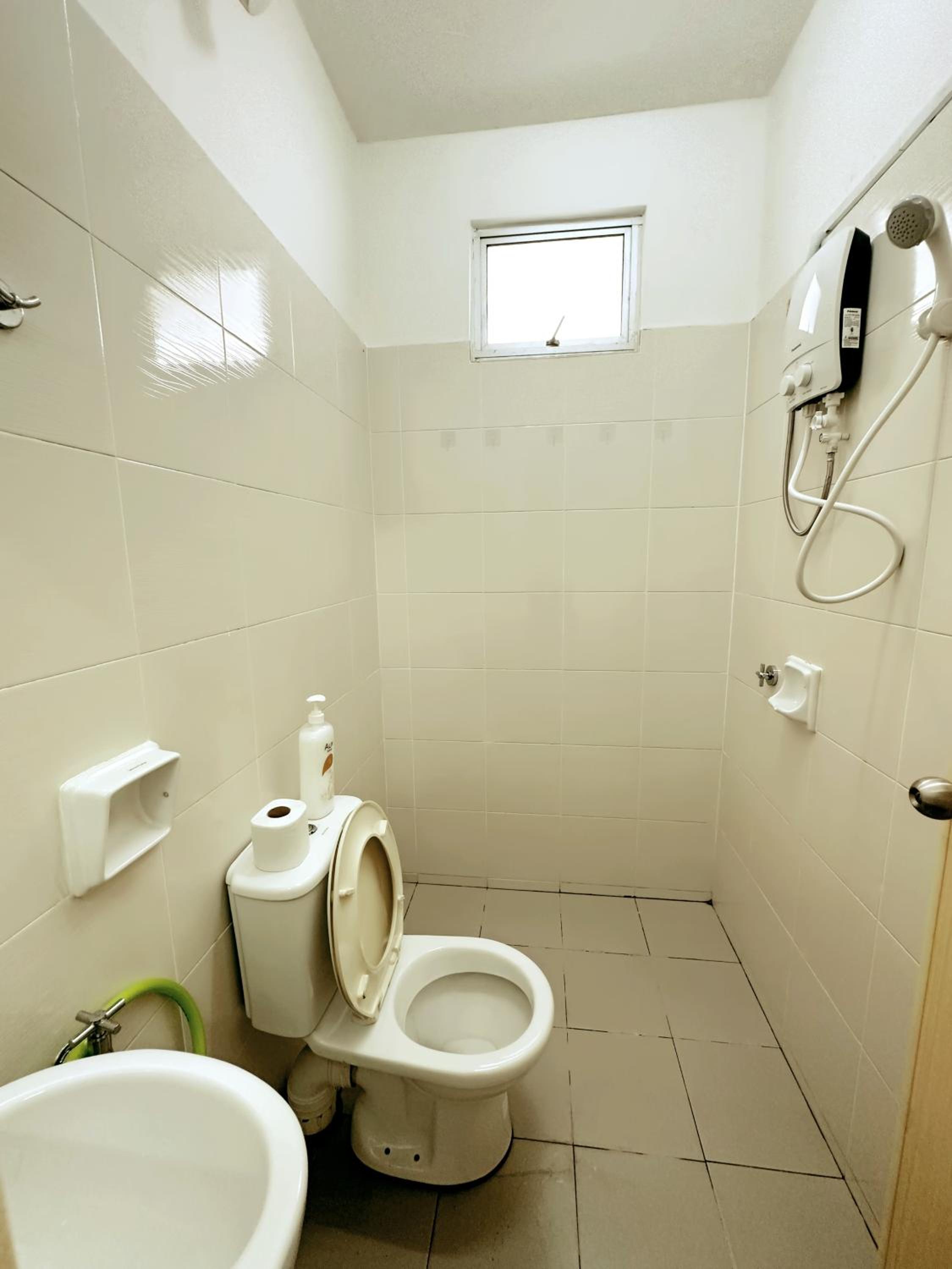 Tur16 SPlCE 10pax 4room Private House view 4