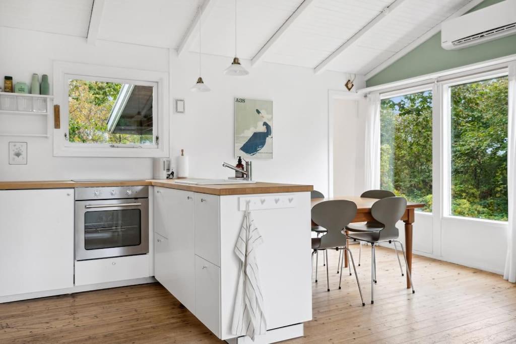 Liseleje sommerhus på naturgrund