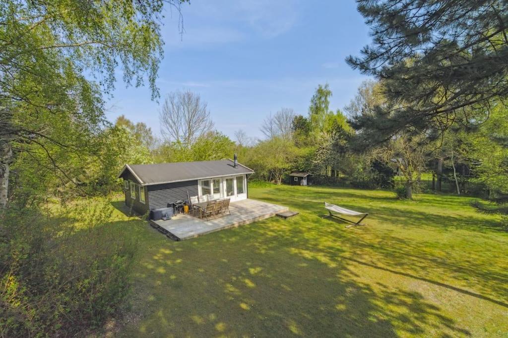 Liseleje sommerhus på naturgrund