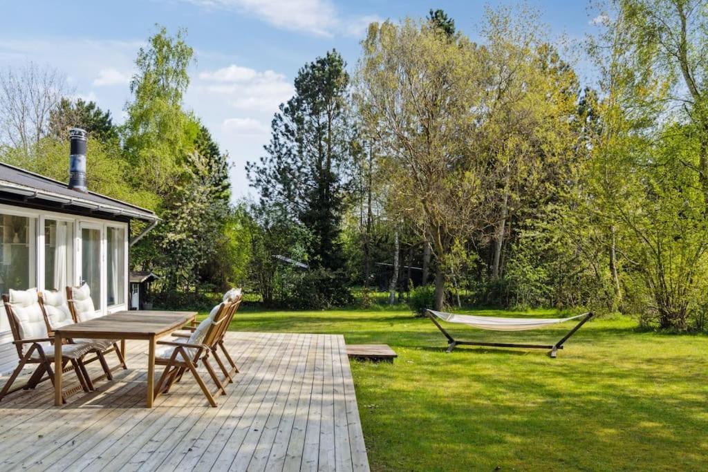 Liseleje sommerhus på naturgrund