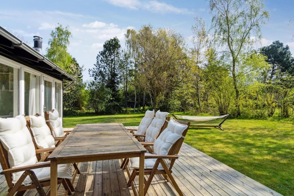 Liseleje sommerhus på naturgrund