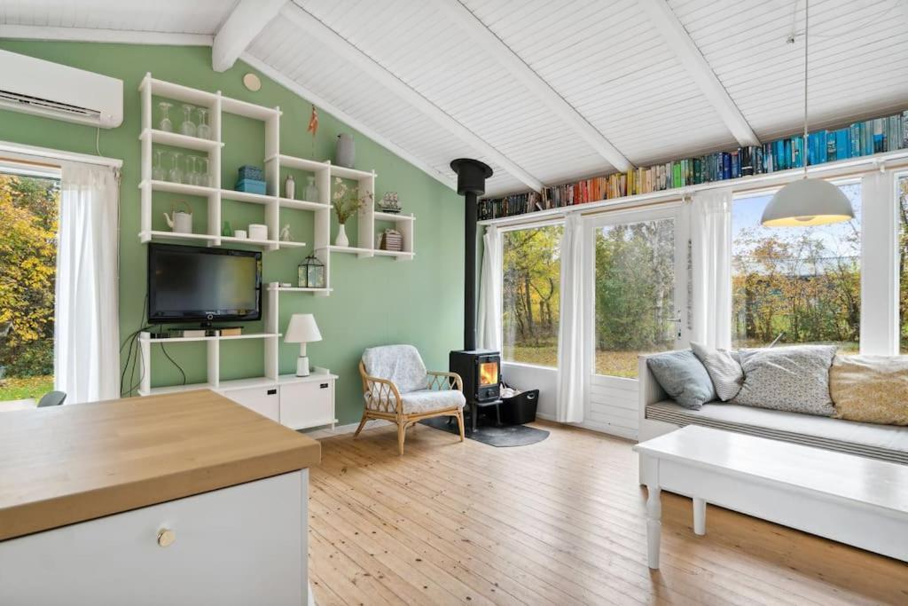 Liseleje sommerhus på naturgrund