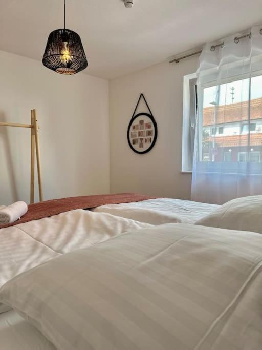 AMAO Pearl - Rollstuhlgerechtes Premium Apartment - Nähe Messe