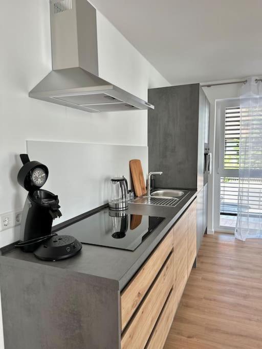 AMAO Pearl - Rollstuhlgerechtes Premium Apartment - Nähe Messe