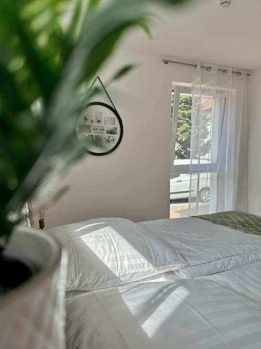 AMAO Pearl - Rollstuhlgerechtes Premium Apartment - Nähe Messe