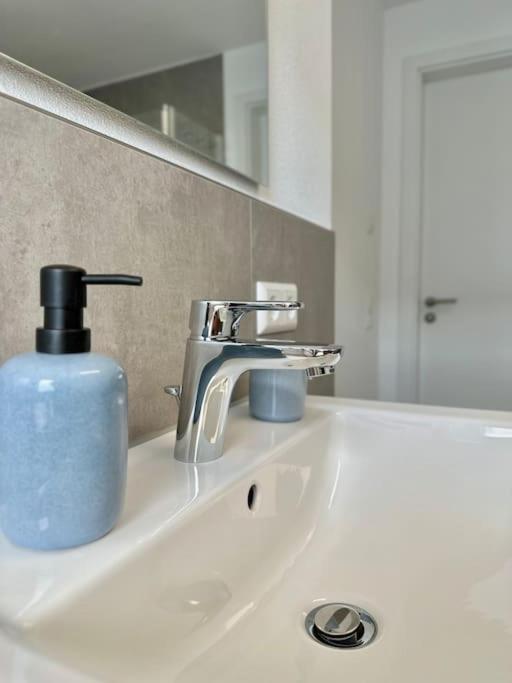 AMAO Pearl - Rollstuhlgerechtes Premium Apartment - Nähe Messe