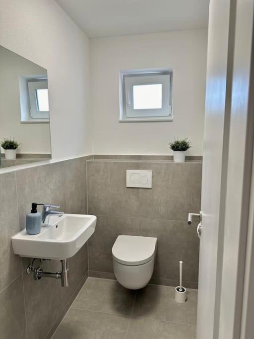 AMAO Pearl - Rollstuhlgerechtes Premium Apartment - Nähe Messe