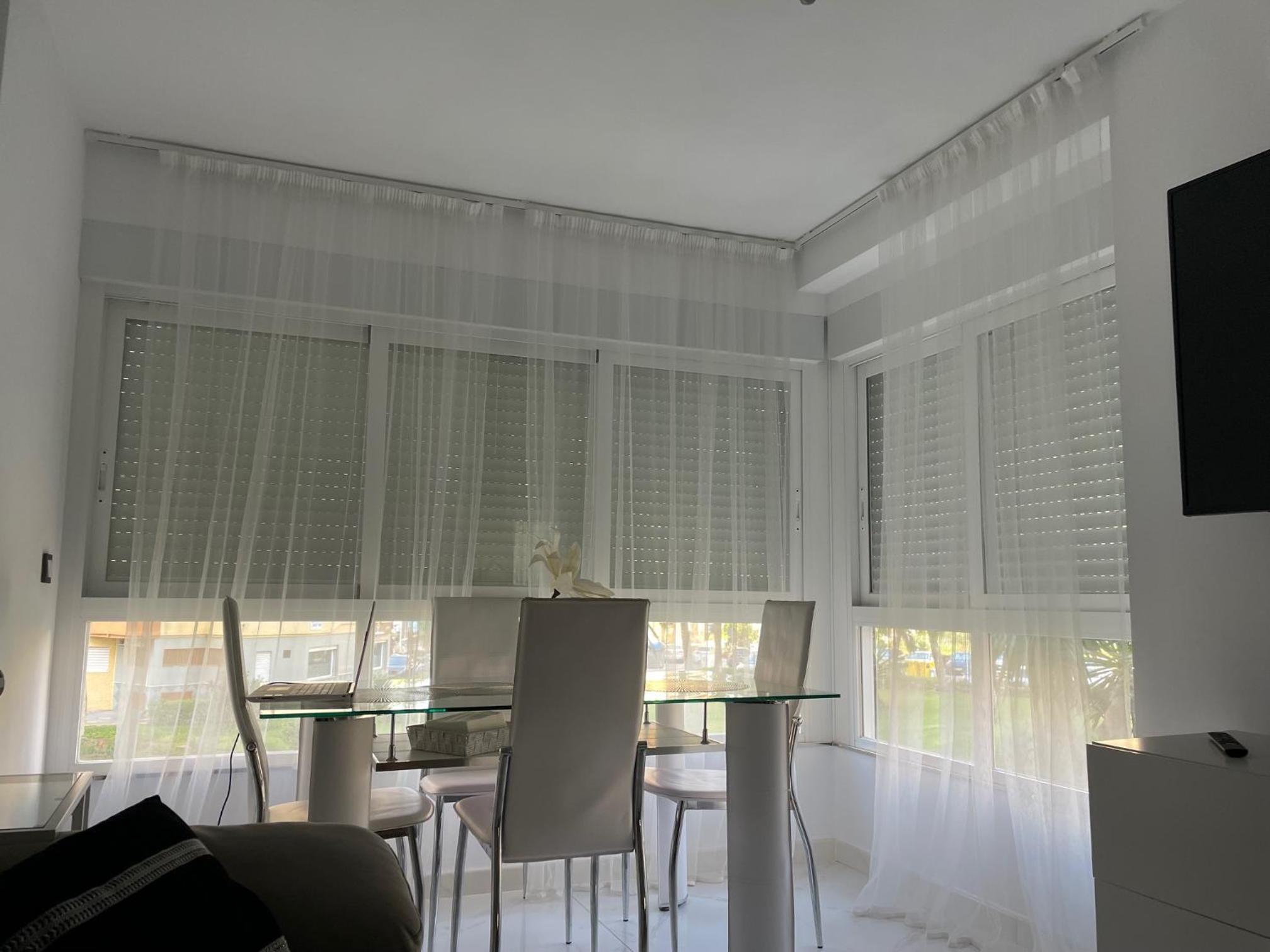 Estudio Algarrobo Costa en Centro Internacional