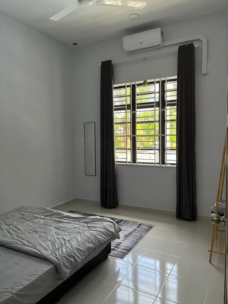 Senjaloka Homestay SWIMMING POOL photo 8