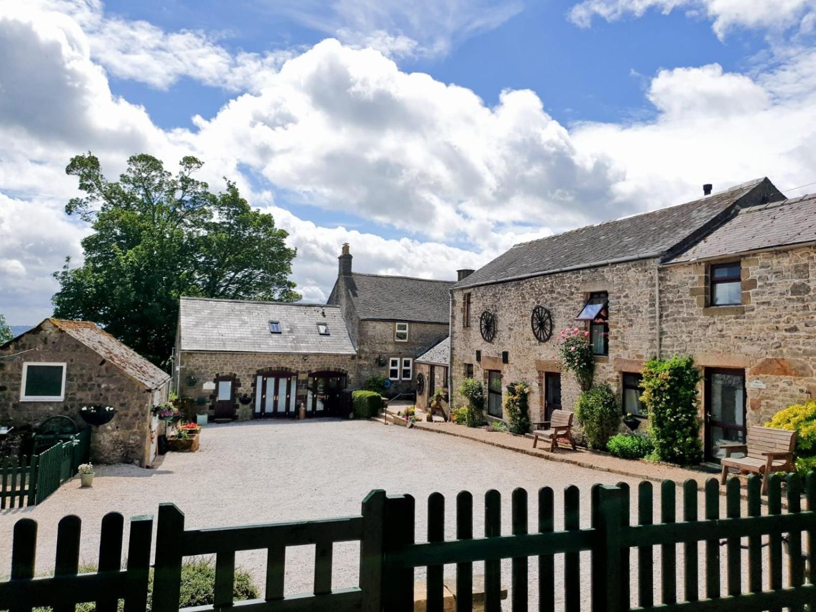Bolehill Farm Cottages view 4