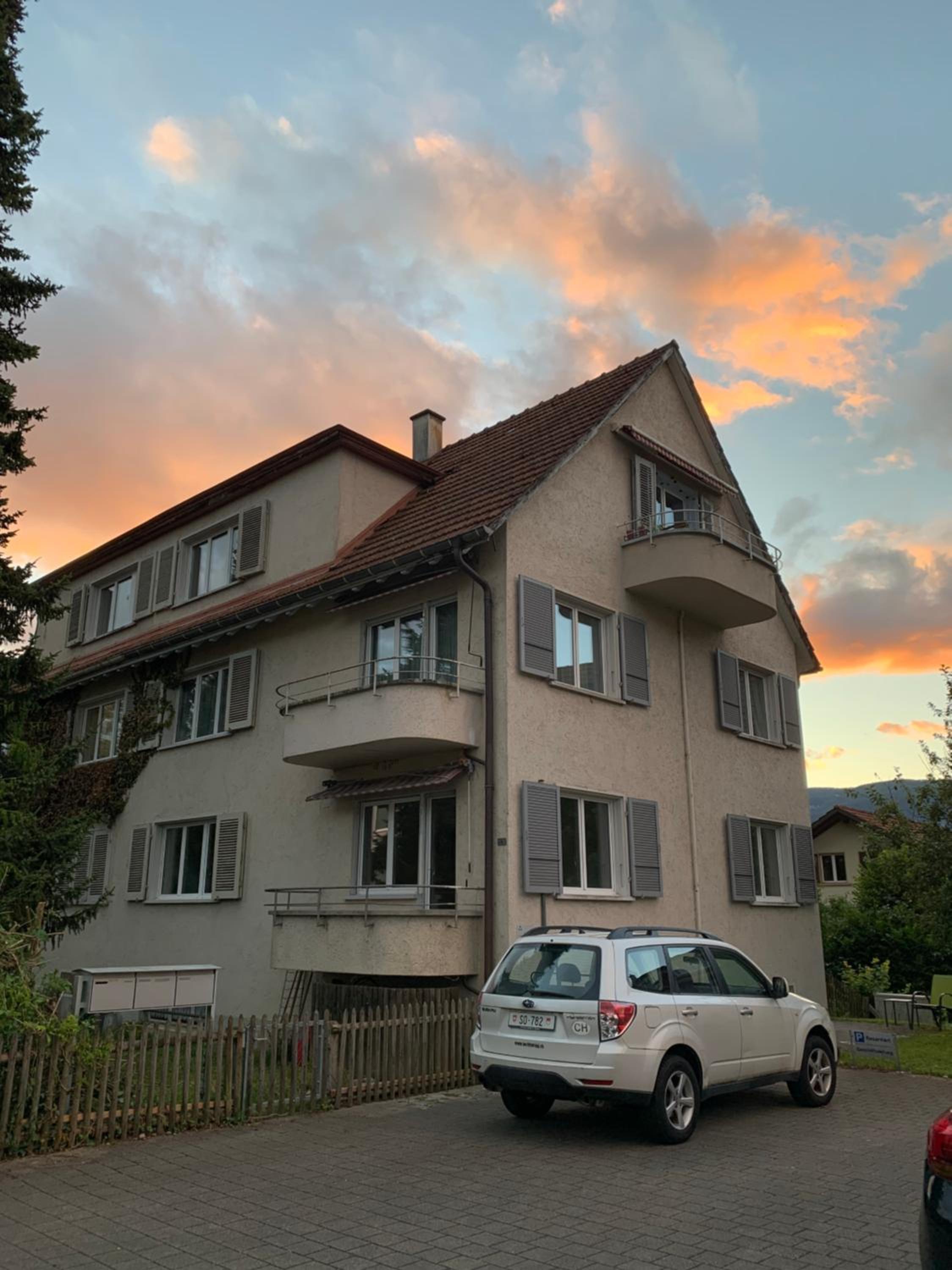 au quartier