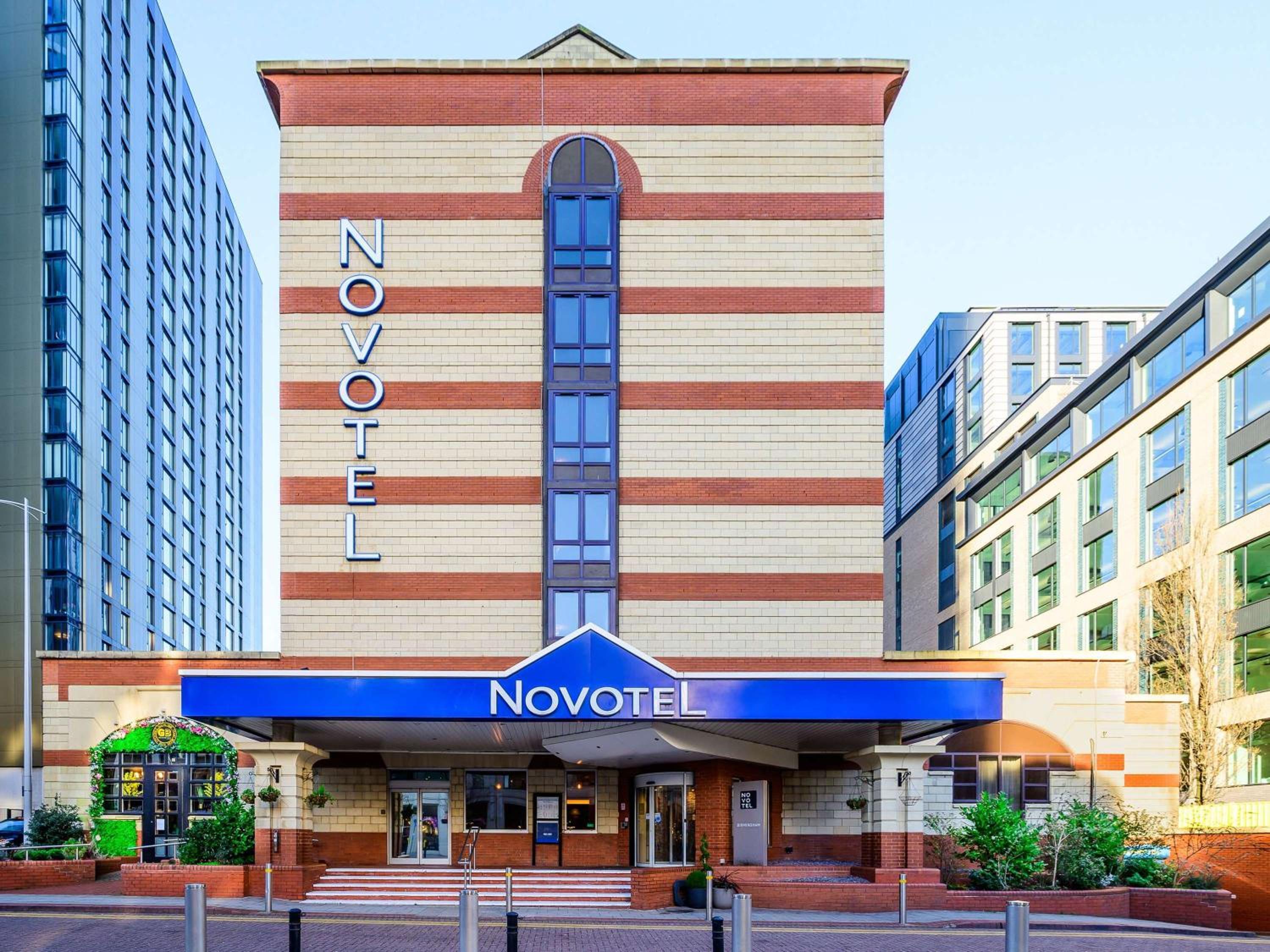 Hotel Novotel Birmingham Centre - Image 1