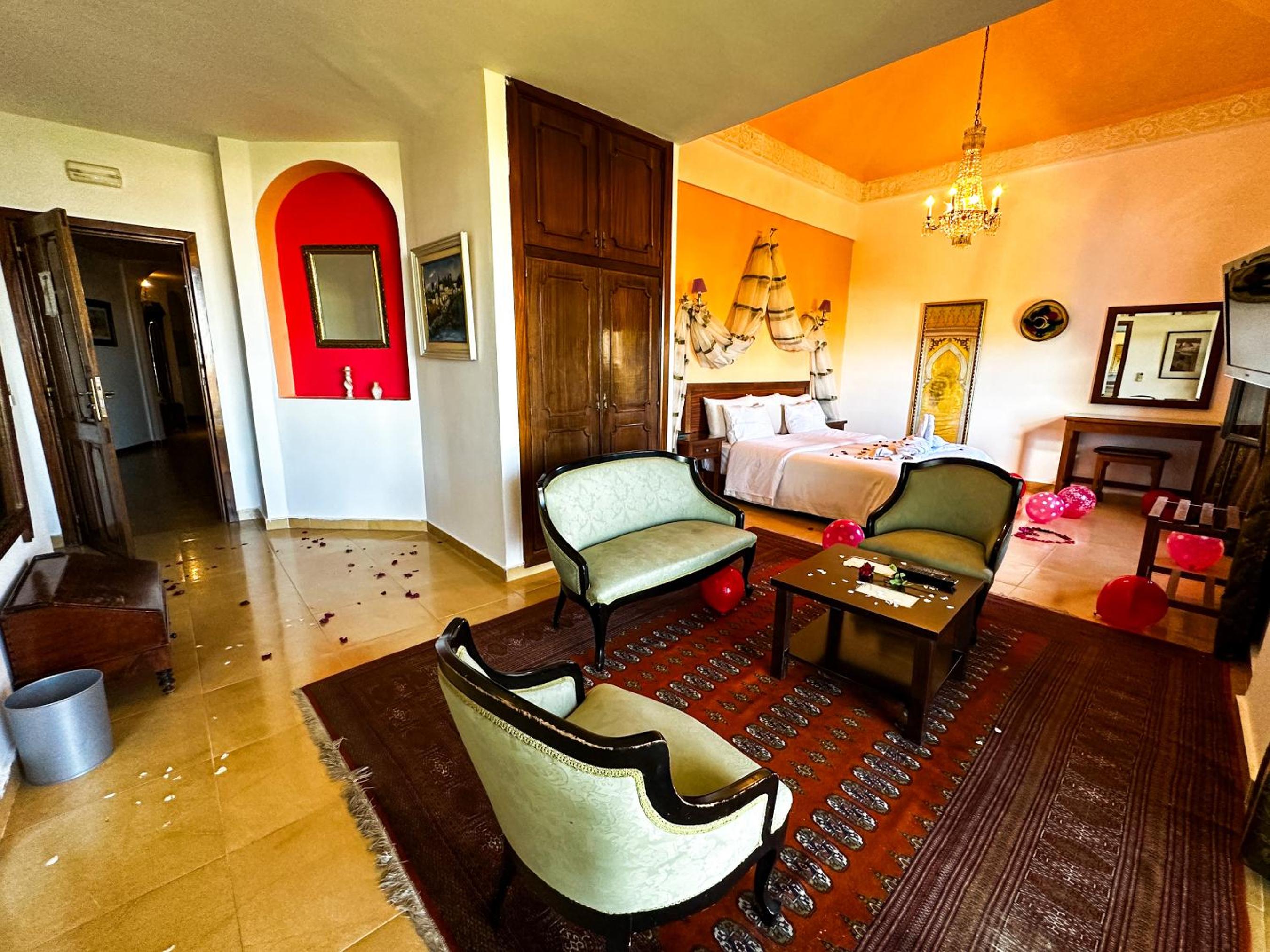 hotel room