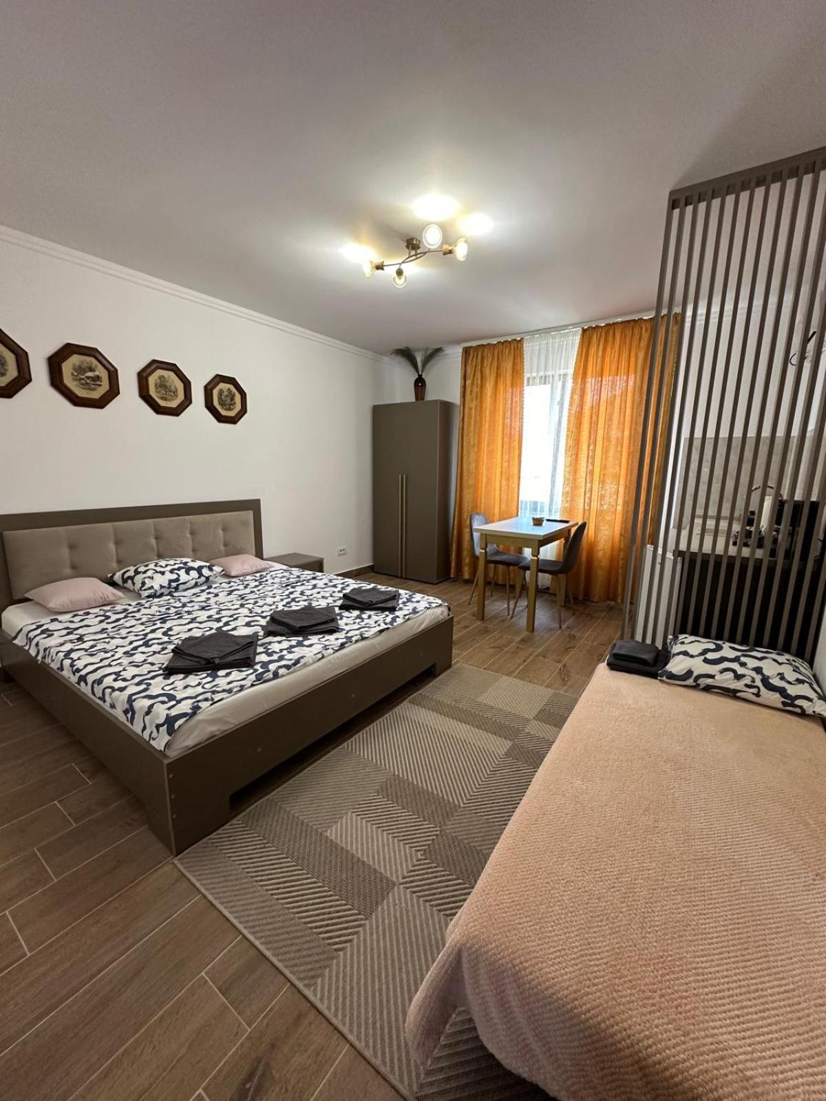 Serenity Apartments and Studios