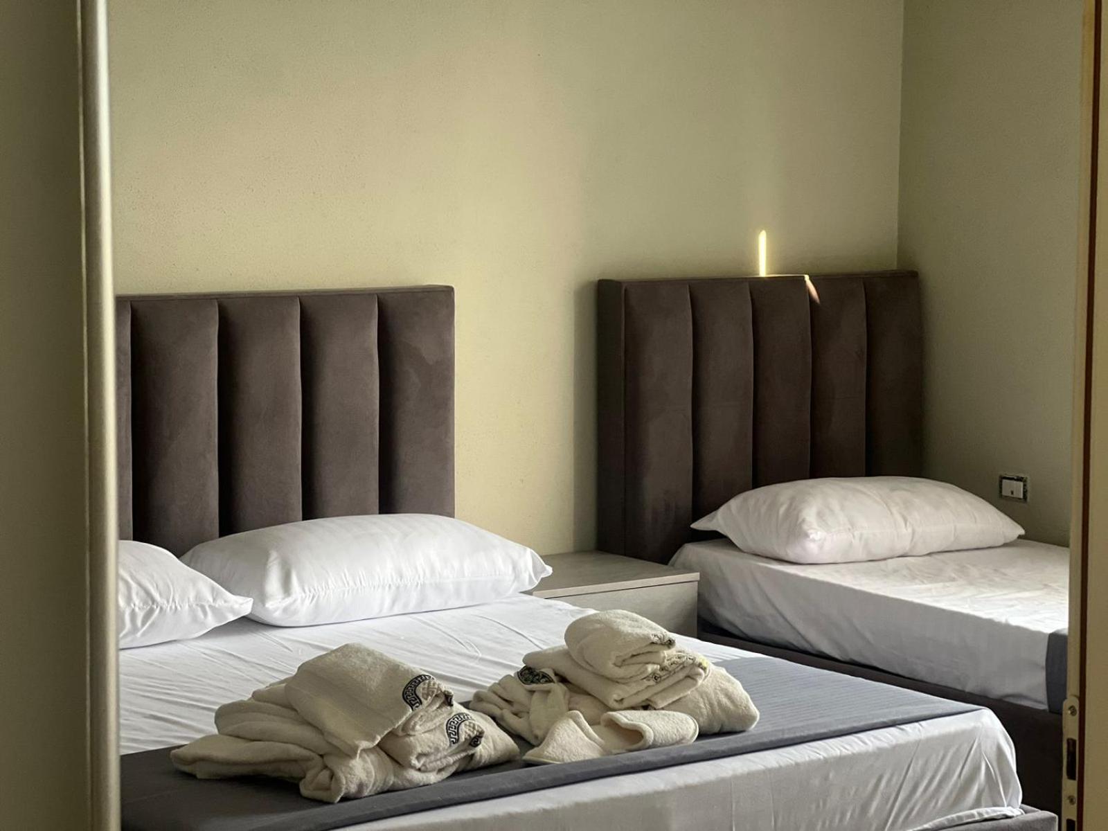 xhaka hotel