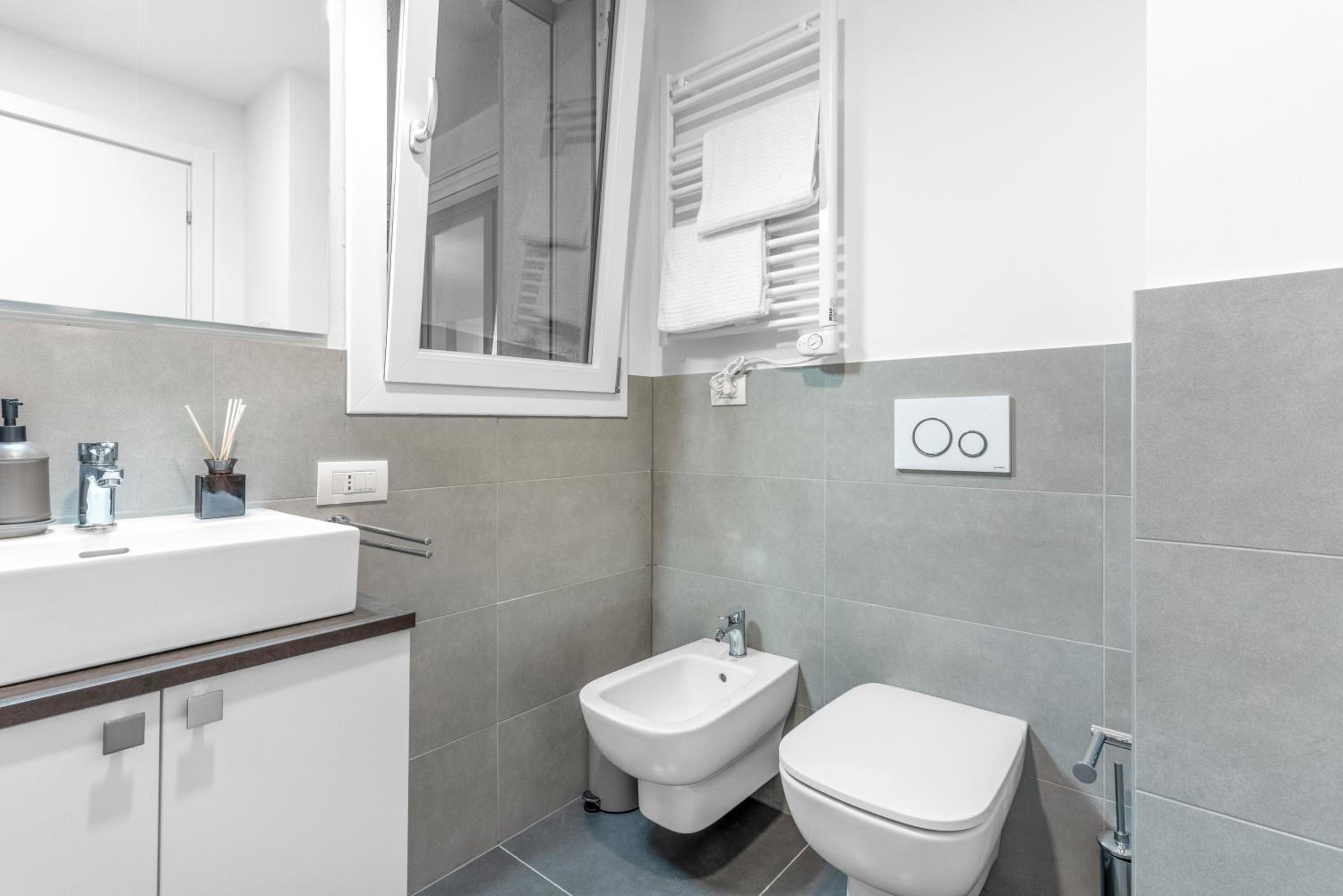 Green Living with Terrace & Garage by NDP rent