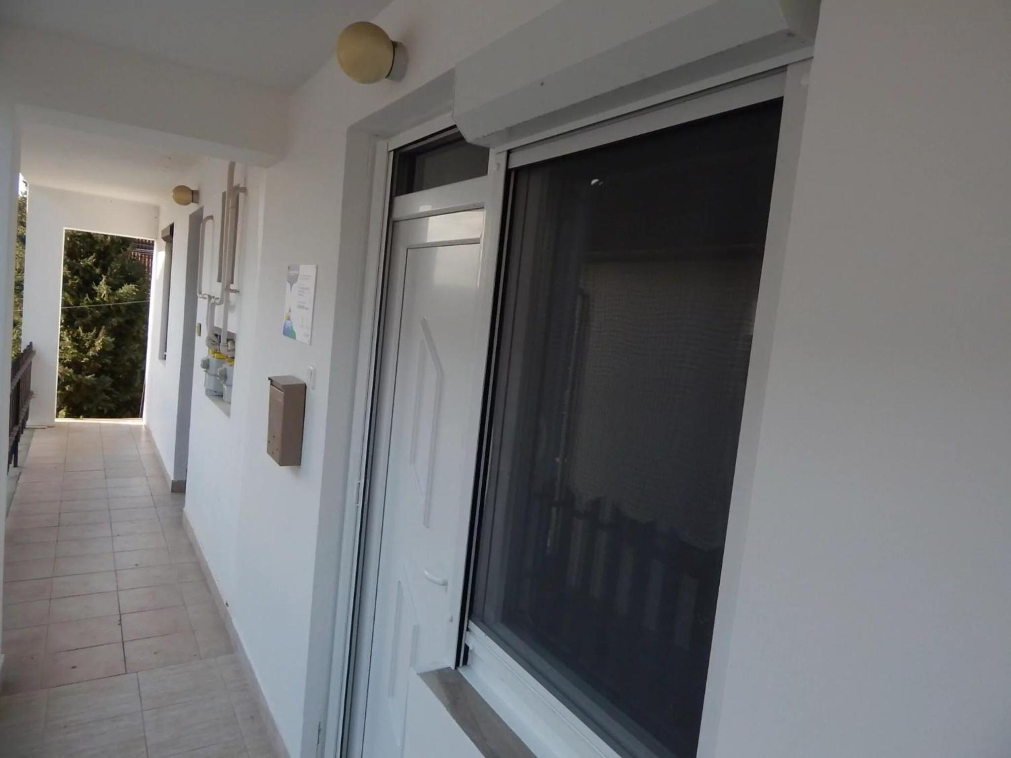 Vitkai-Vörös Apartman