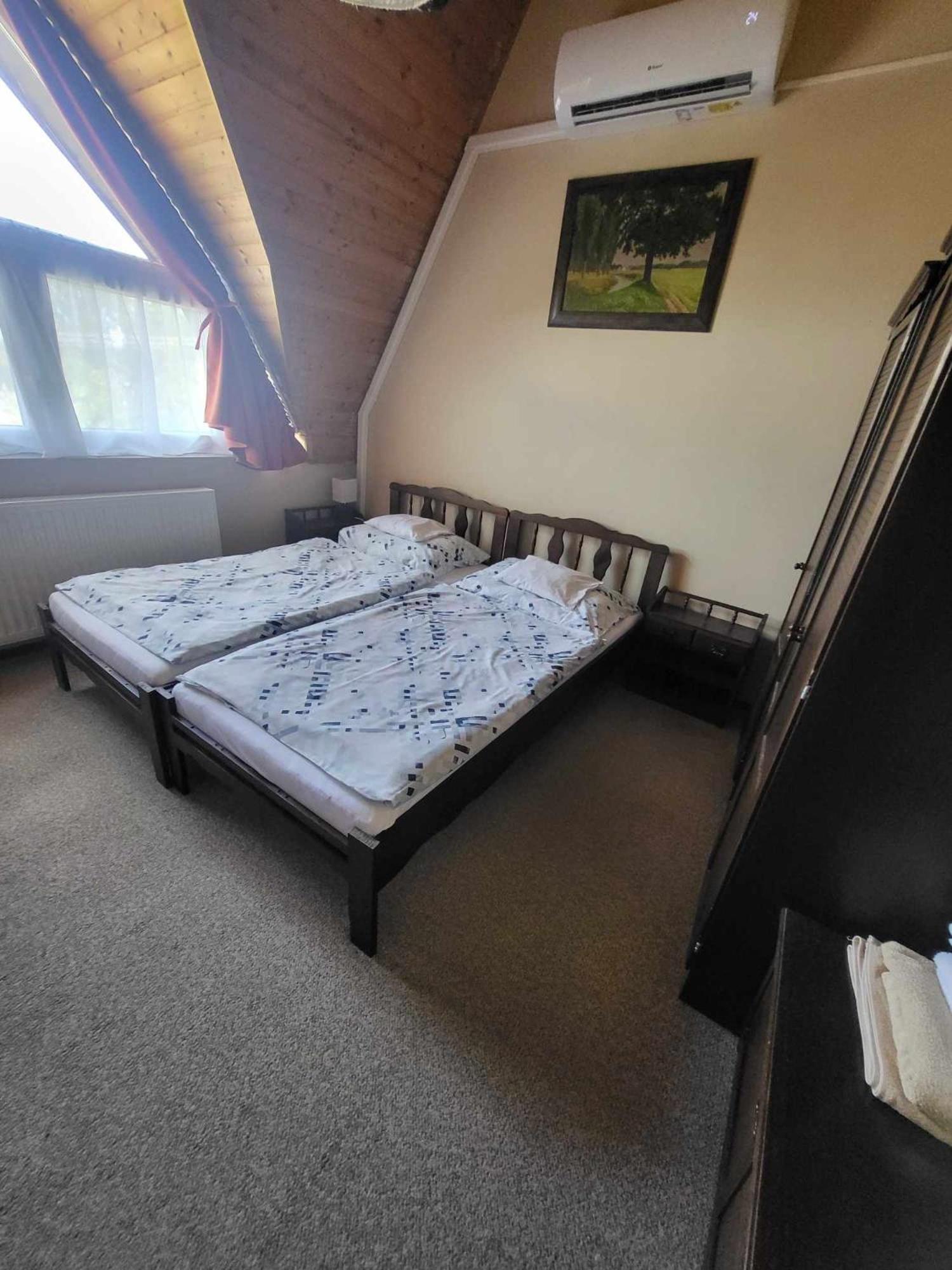 Vitkai-Vörös Apartman