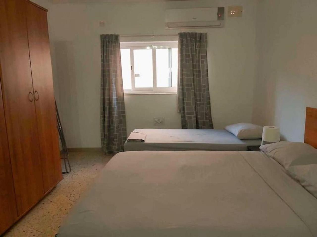 Central Townhouse St Julian's