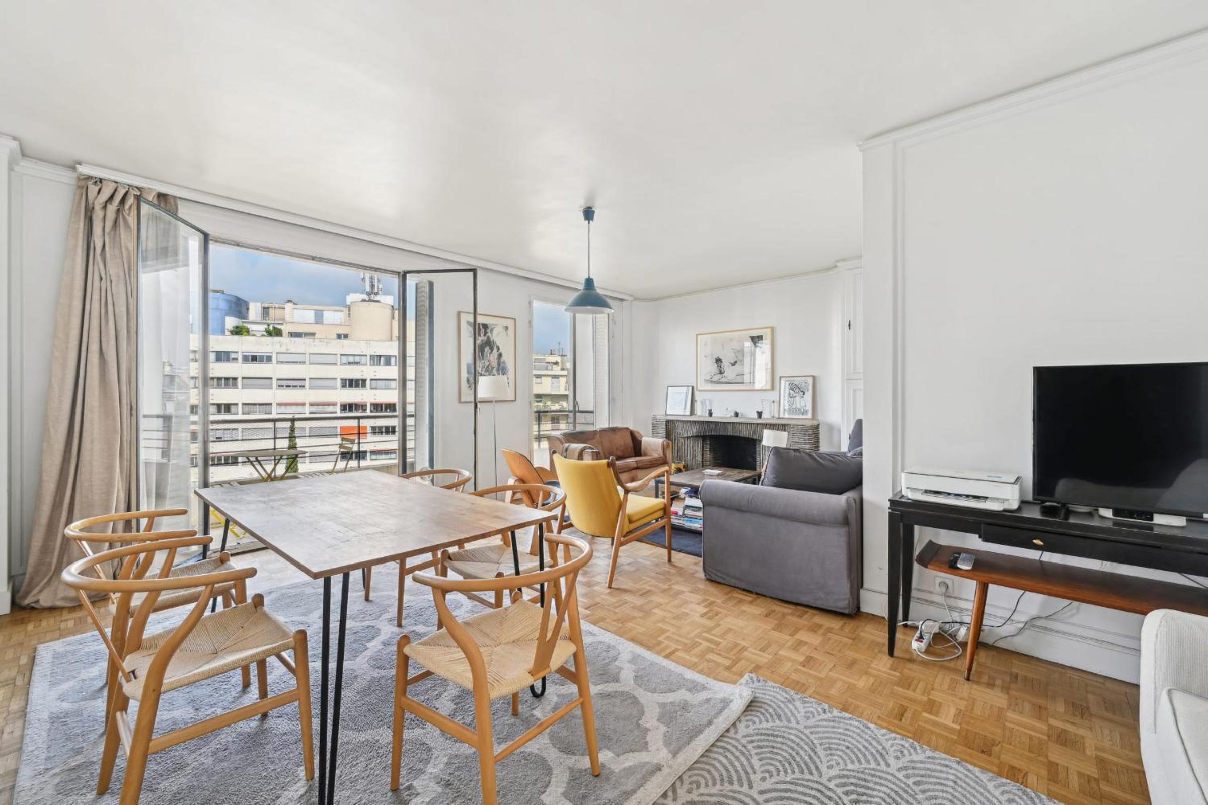 Muette - Flandrin 2bdr by B'Your Home