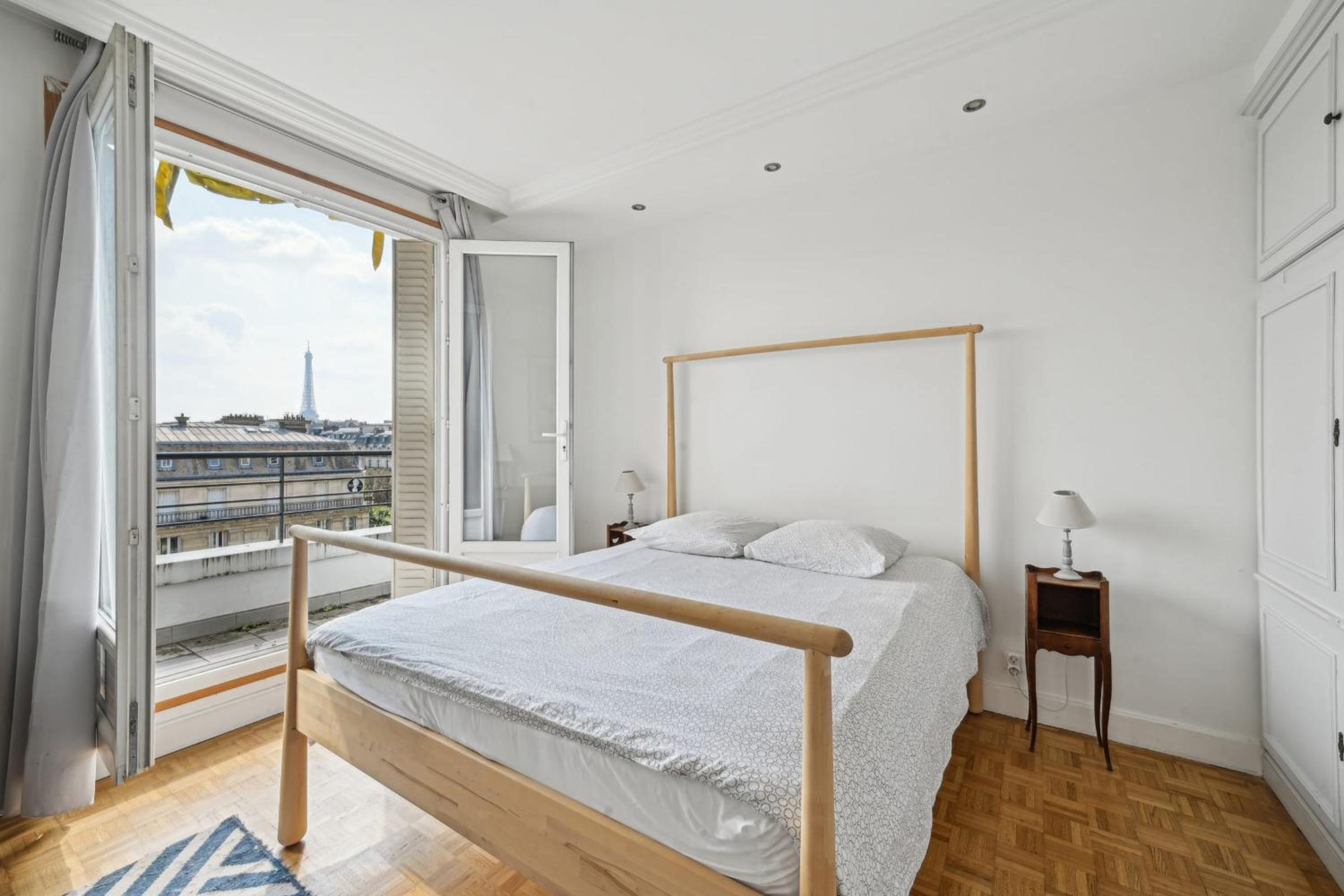 Muette - Flandrin 2bdr by B'Your Home