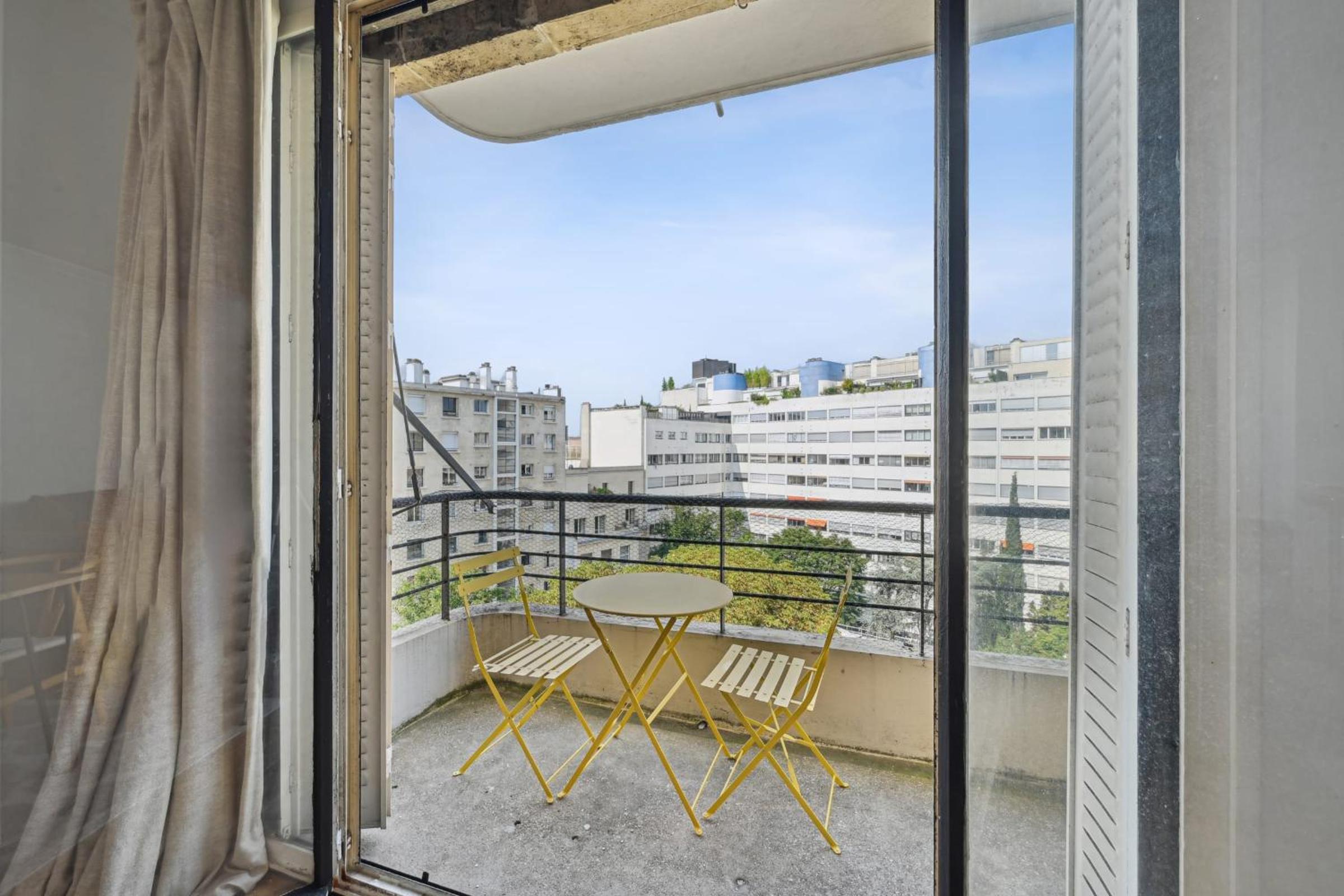 Muette - Flandrin 2bdr by B'Your Home