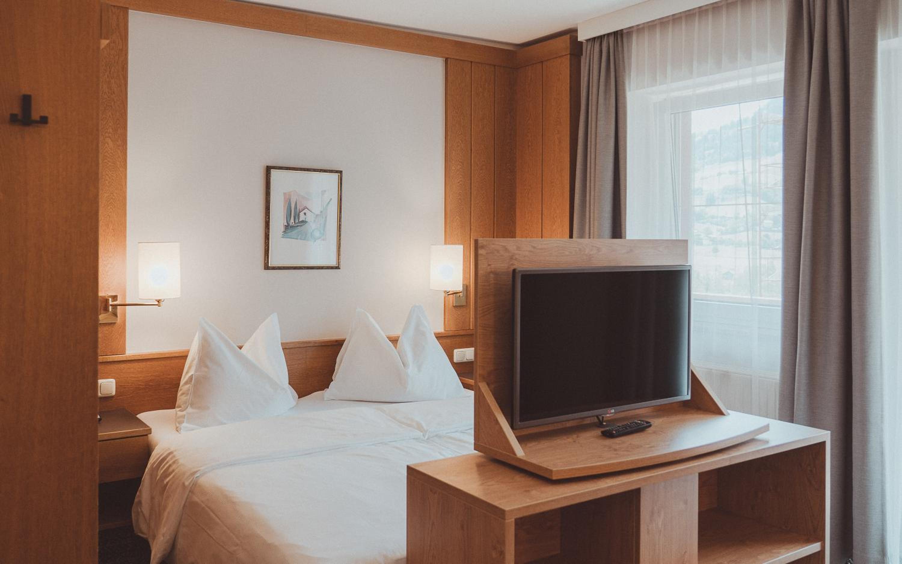 Appartement Hotel Panorama-im Bademantel direkt in die Alpentherme