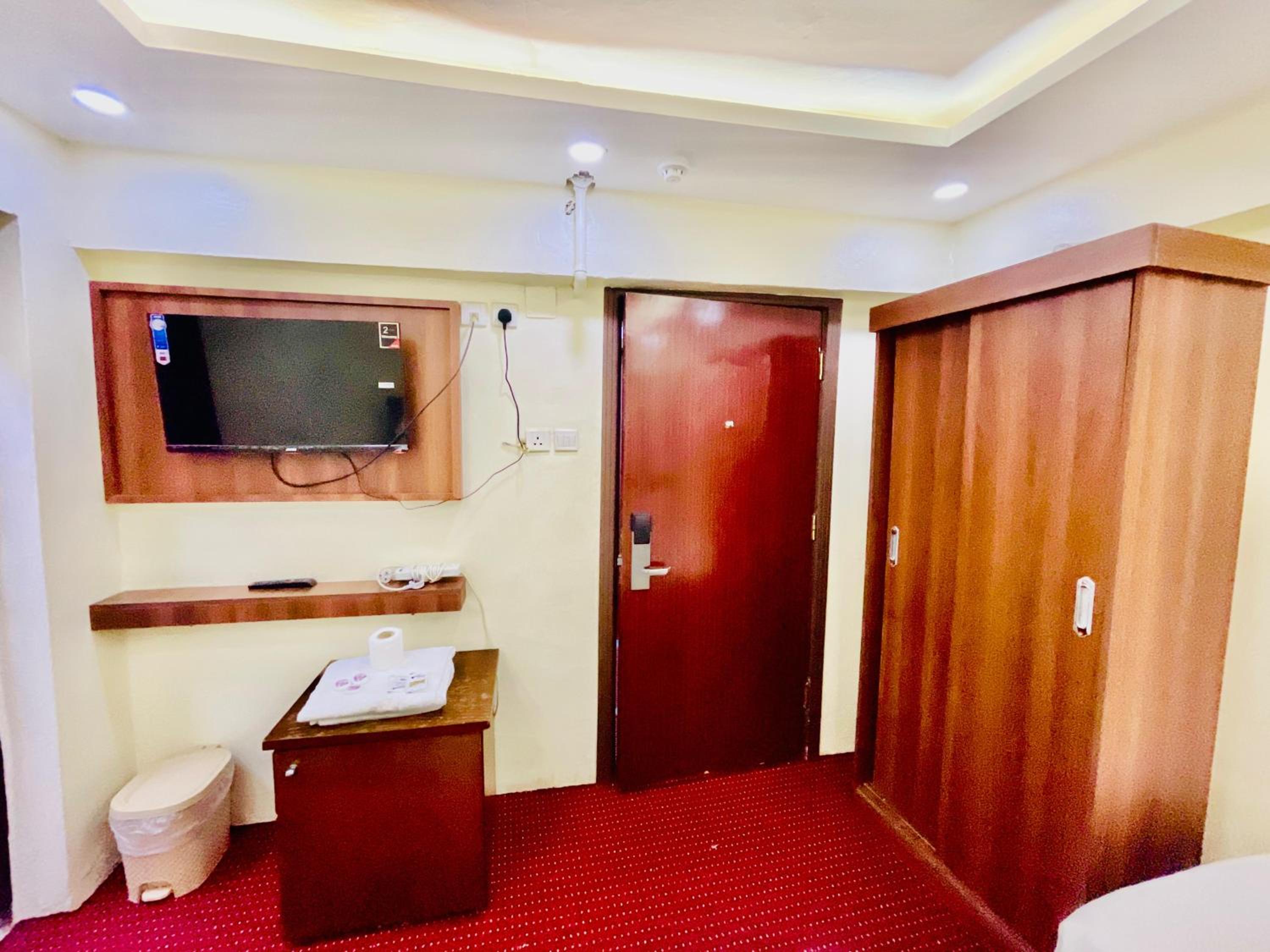 hotel room