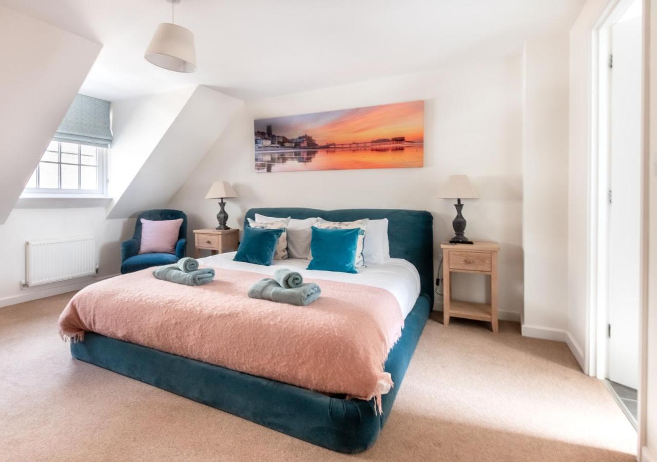 4 Bed in Cromer oc-1942
