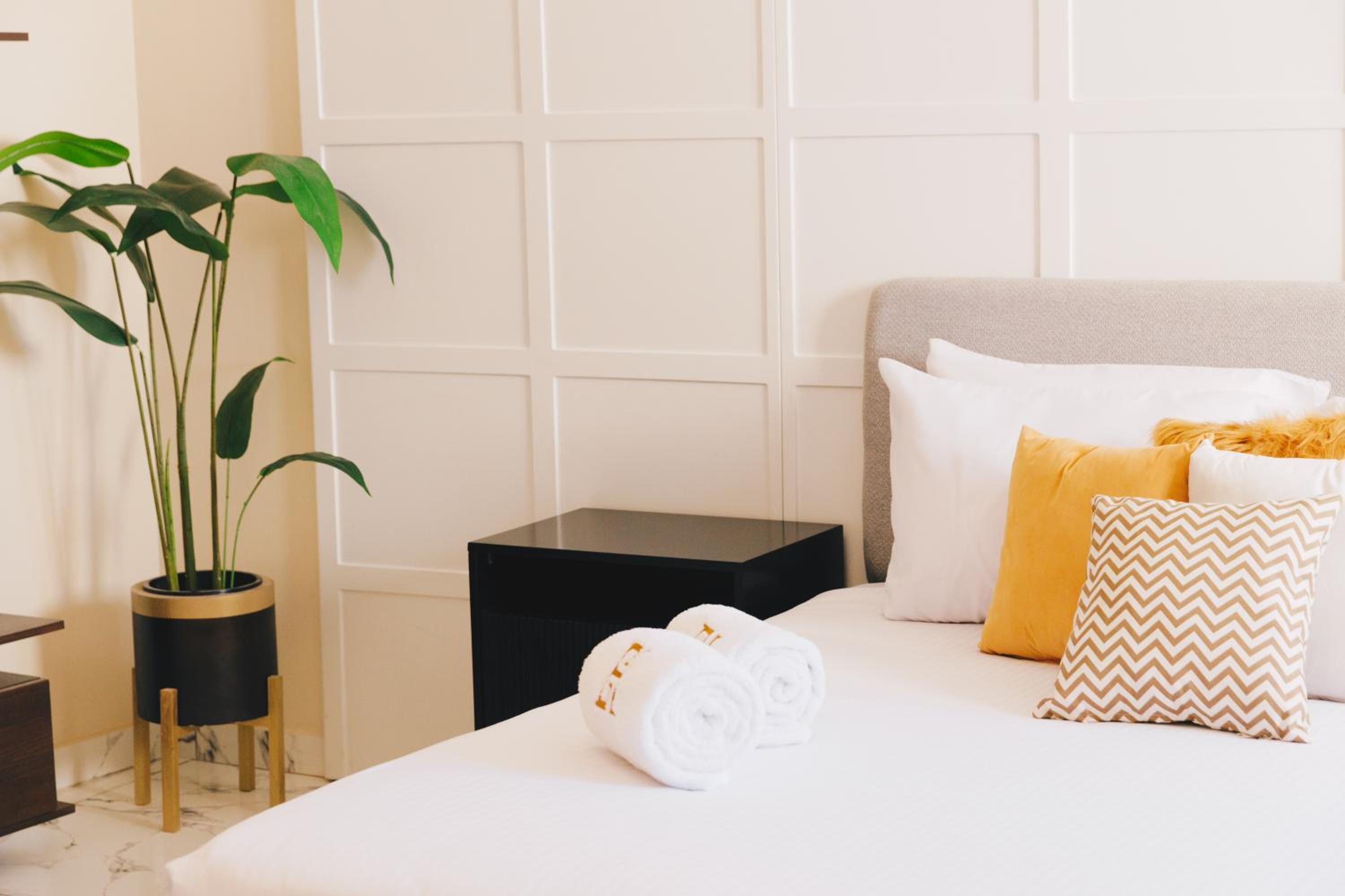 VIDA by Elegant Hospitality - near malls