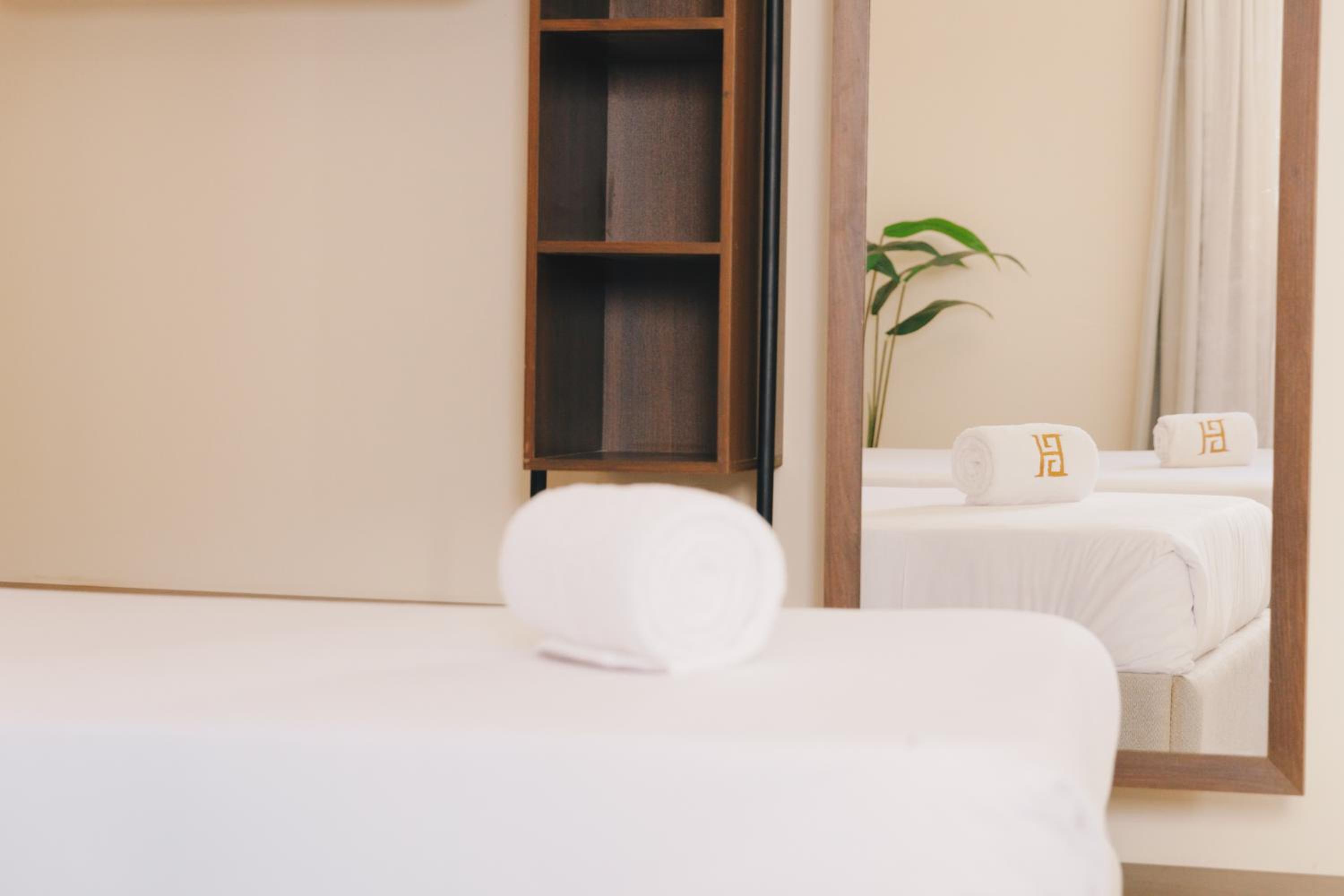 VIDA by Elegant Hospitality - near malls