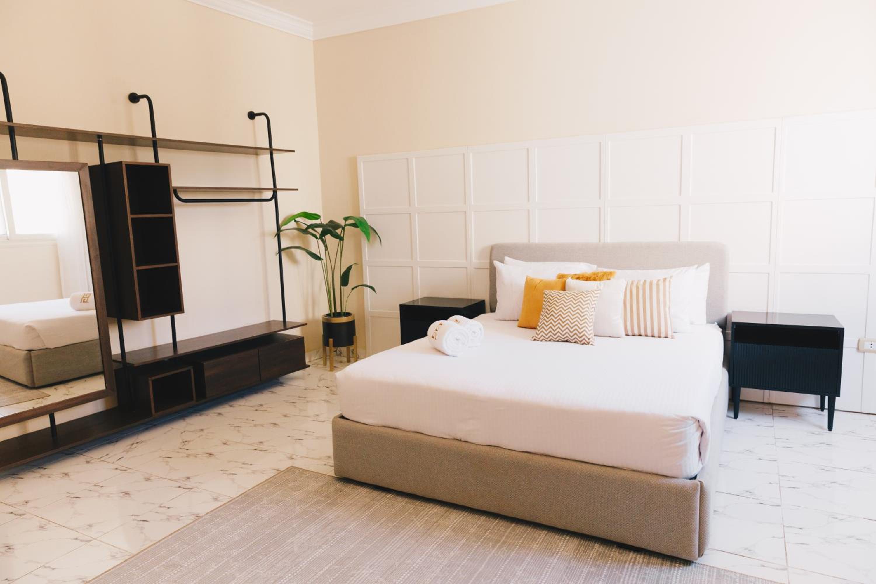 VIDA by Elegant Hospitality - near malls