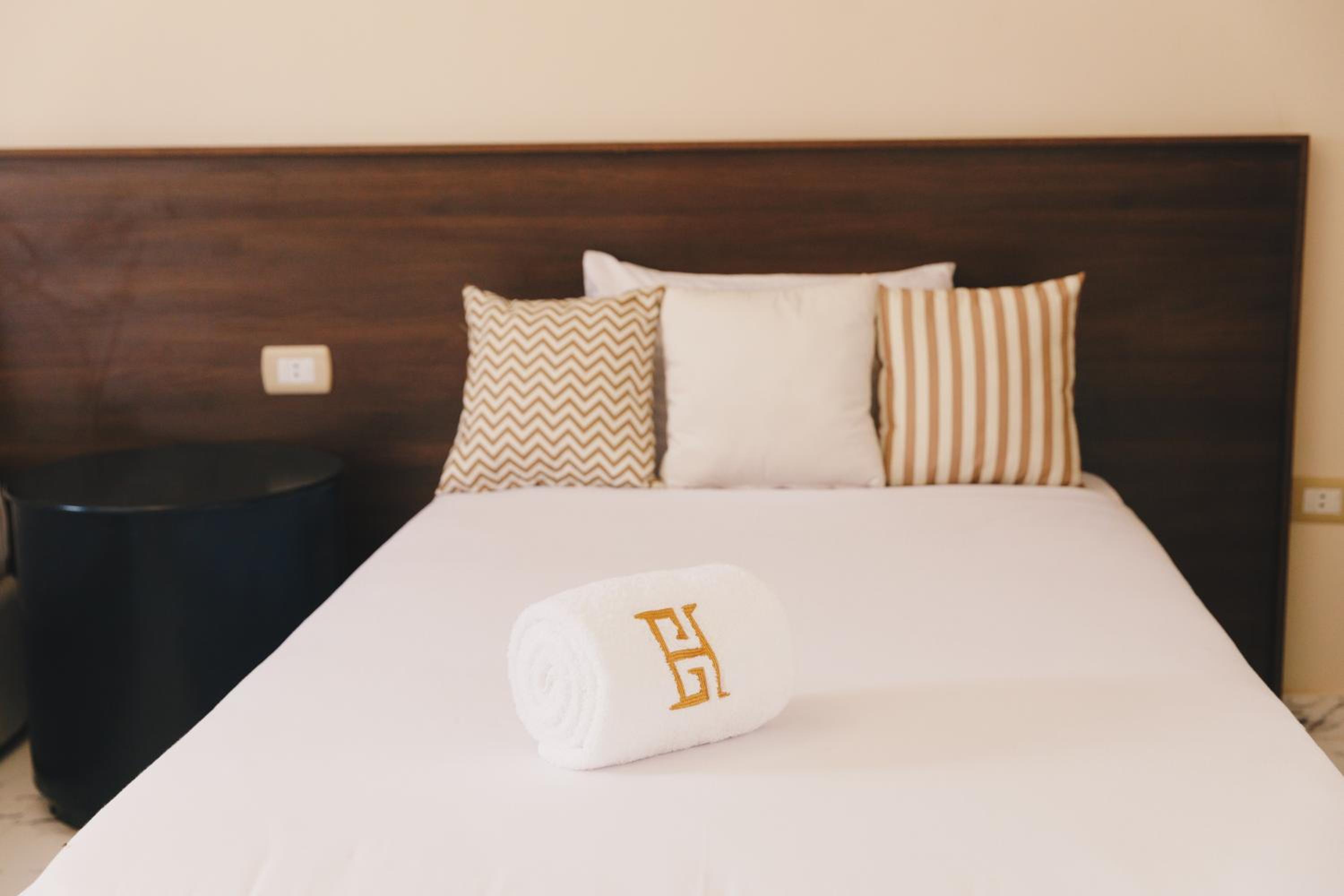 VIDA by Elegant Hospitality - near malls