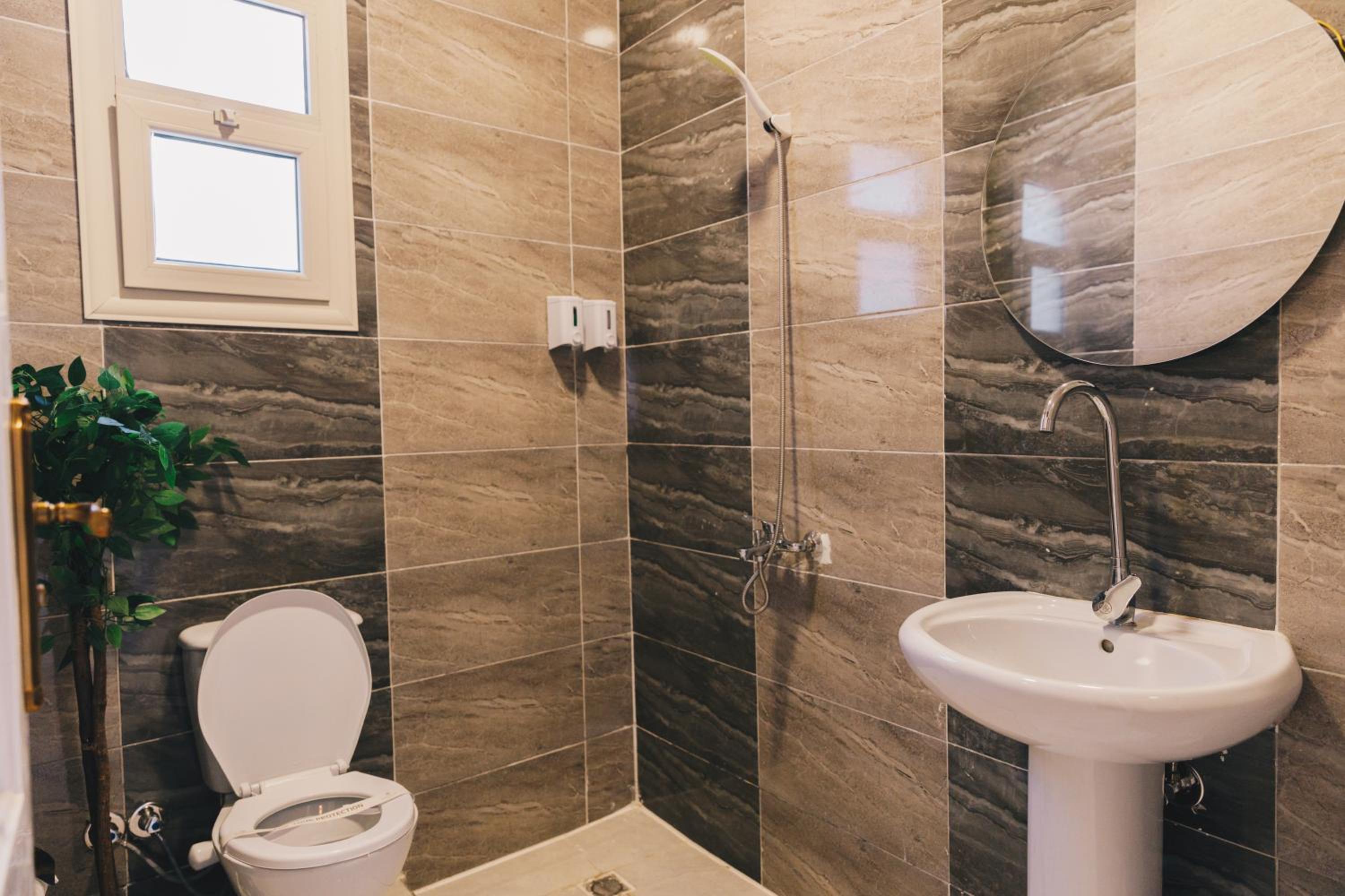 VIDA by Elegant Hospitality - near malls