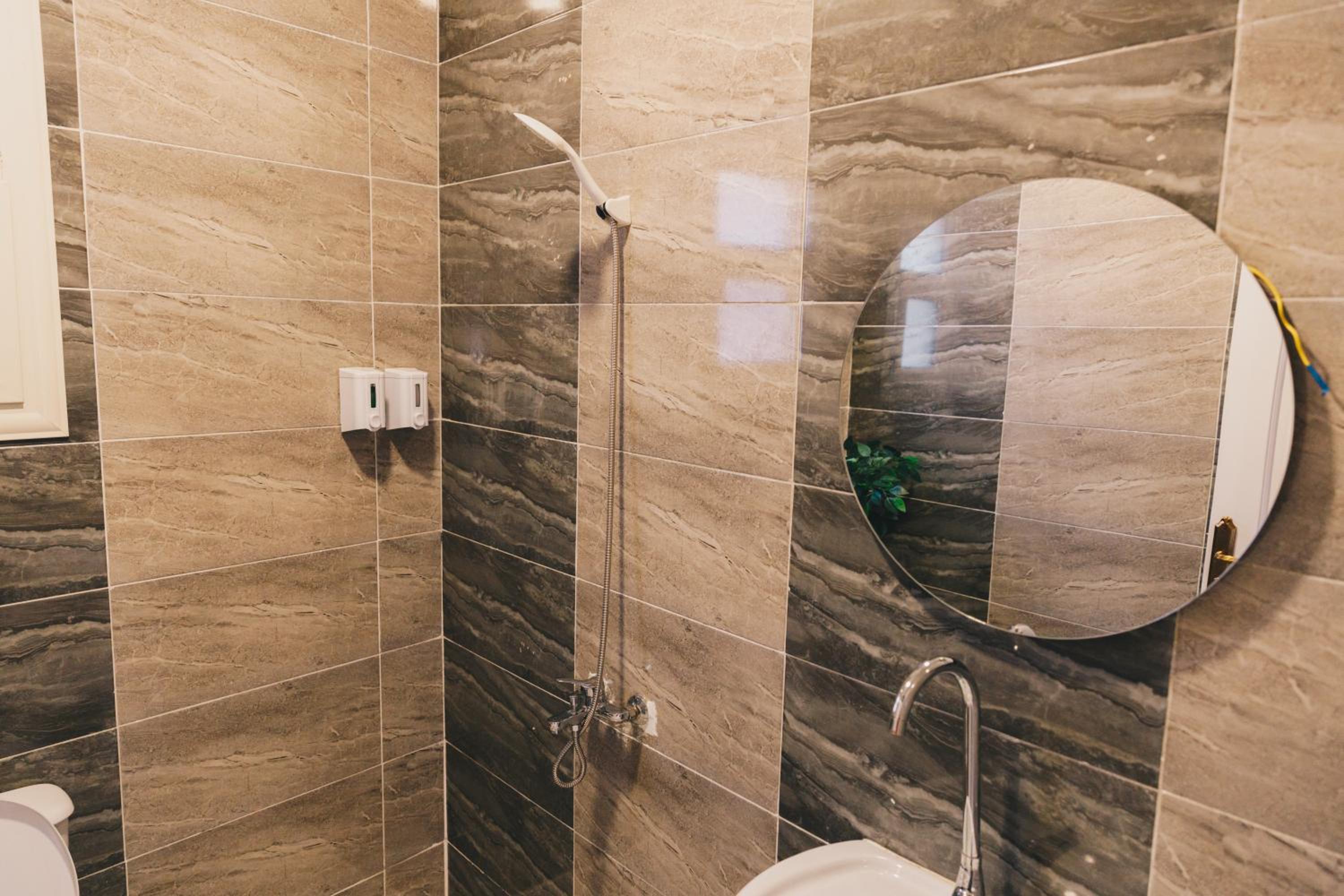VIDA by Elegant Hospitality - near malls