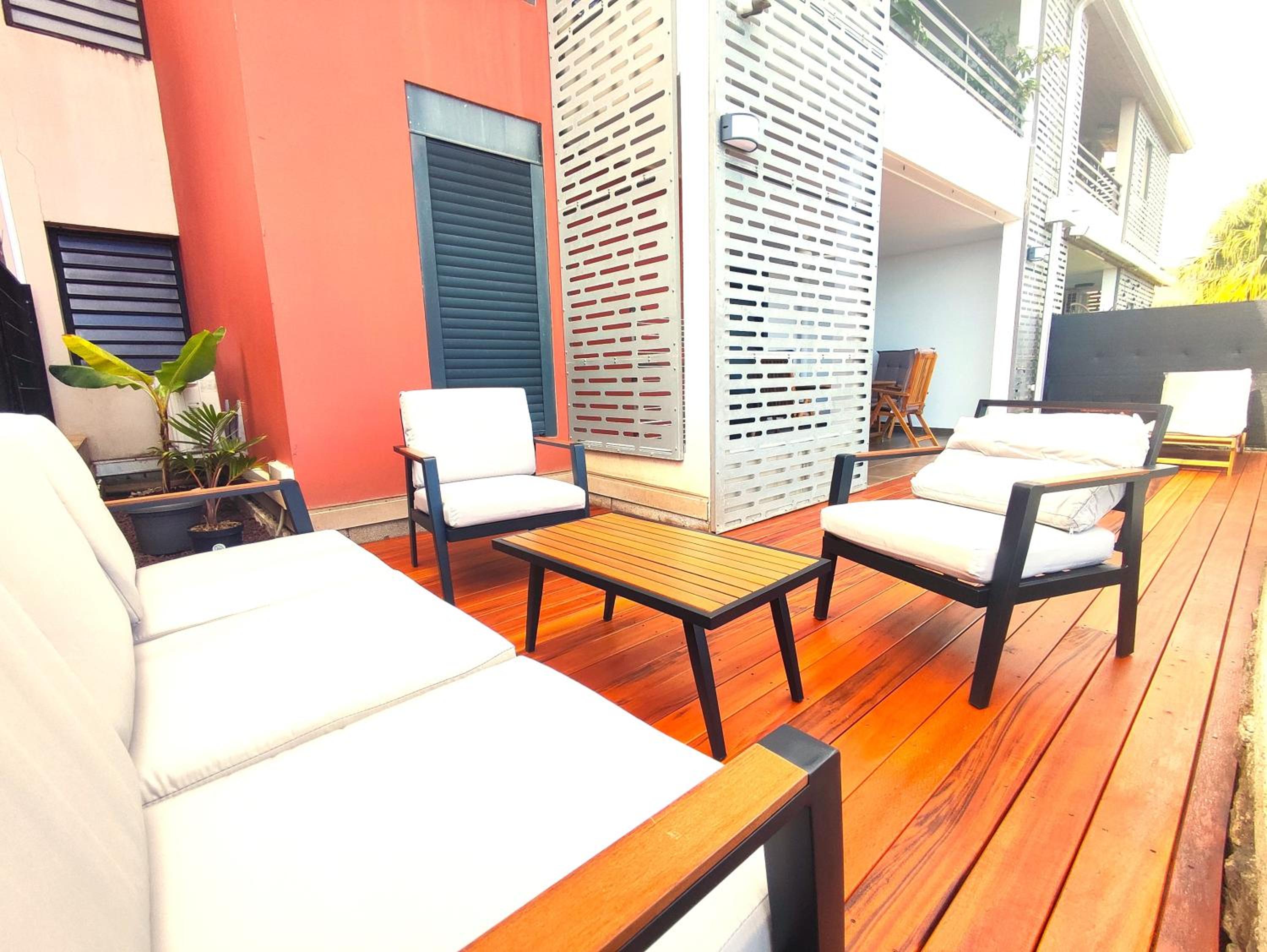 Éclat du Lagon ! Appart T3 avec Piscine, Terrasse et Vue Mer à Saint-Gilles Les Bains, Proche des Plages view 4
