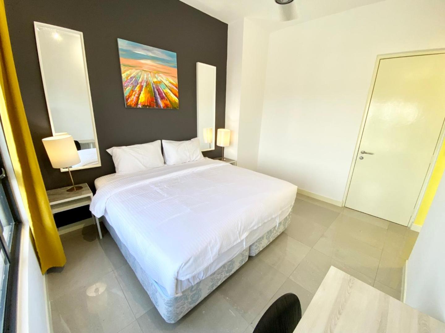 MW Imperio Residence 2Bedroom Suites With Private Bath Tub photo 7