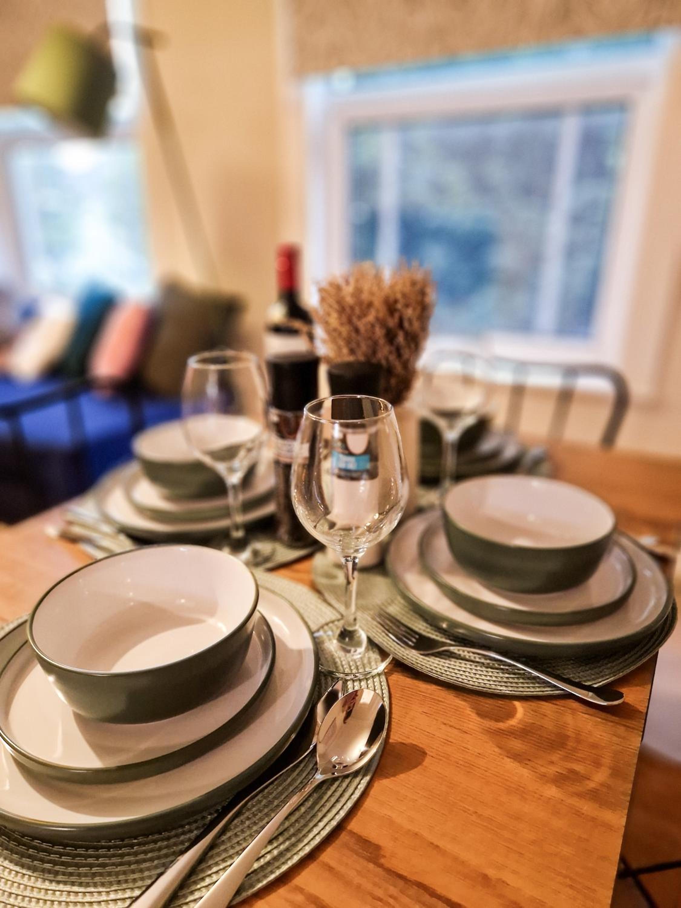 Modern 1-Bed flat,10 min to Hammersmith Tube, with Free Wi-Fi & Netflix