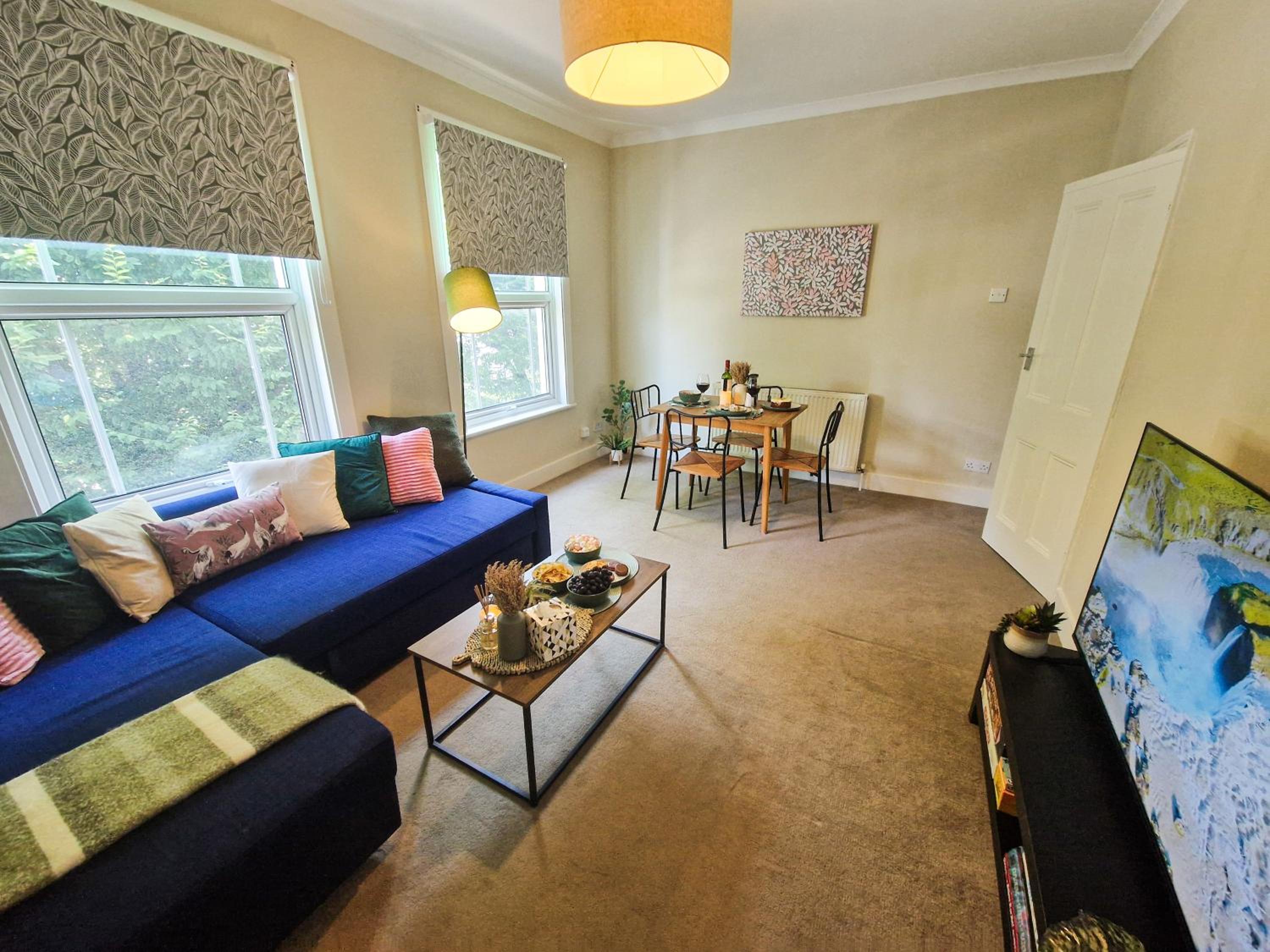Modern 1-Bed flat,10 min to Hammersmith Tube, with Free Wi-Fi & Netflix