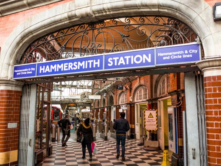Modern 1-Bed flat,10 min to Hammersmith Tube, with Free Wi-Fi & Netflix