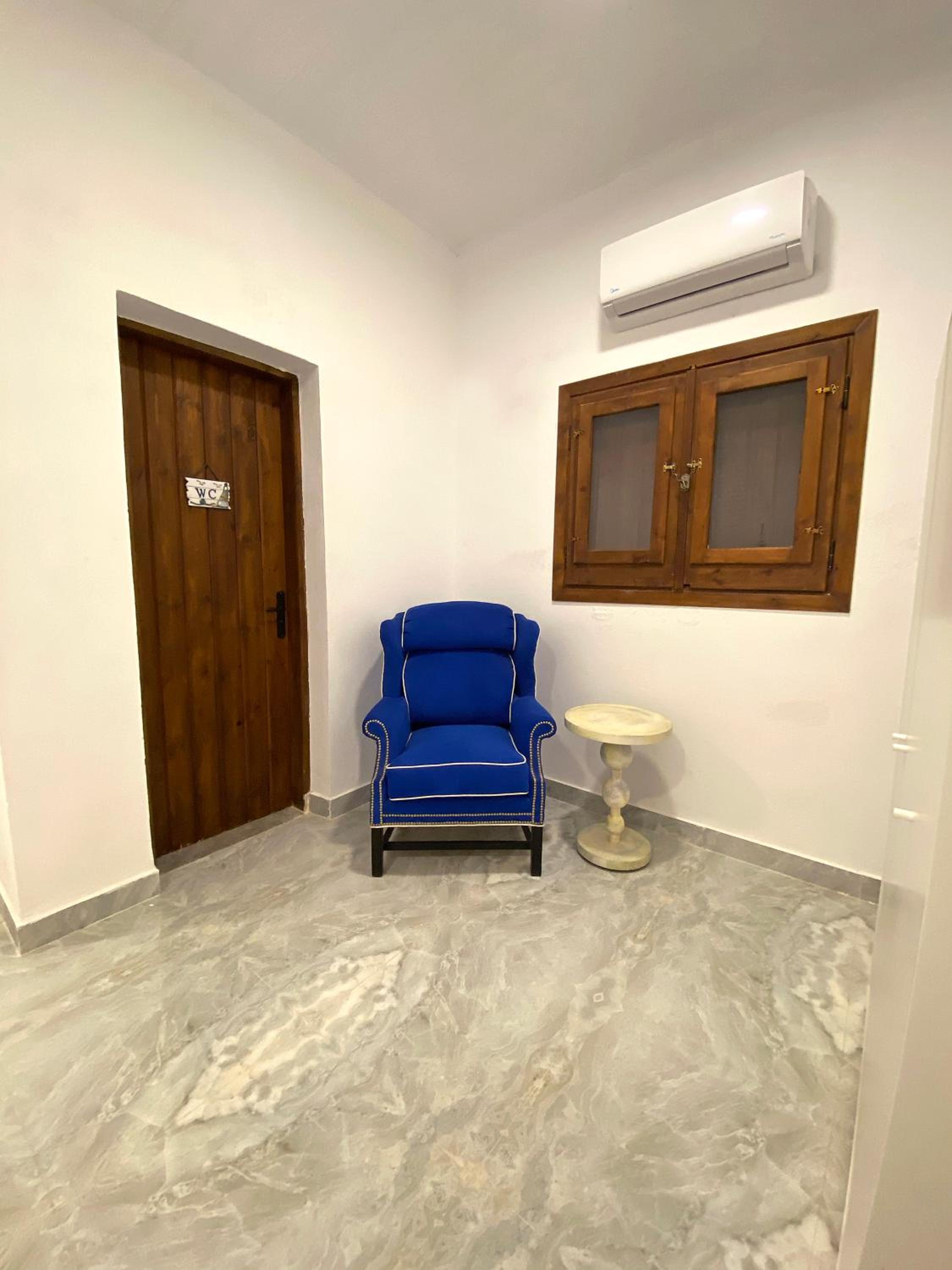 Elegant Studio near IOS Hotel #7 view 4